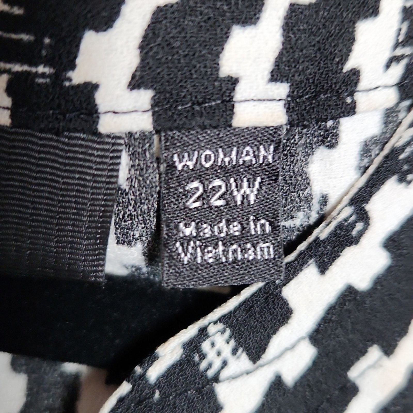 Apt. 9 Apt. 9 Size 22W Dress Black & White Geometric Print Midi Size 3XL / US 20-22 - 4 Thumbnail