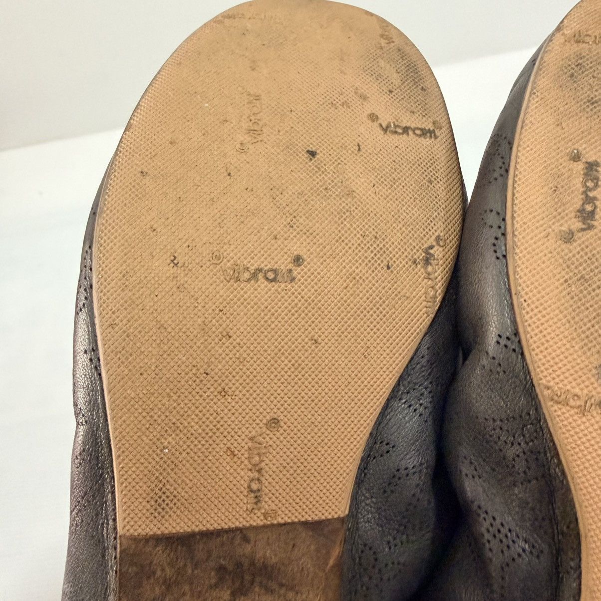 Louis Vuitton Louis Vuitton Leather Flats Shoes Size US 8.5 / IT 38.5 - 7 Thumbnail