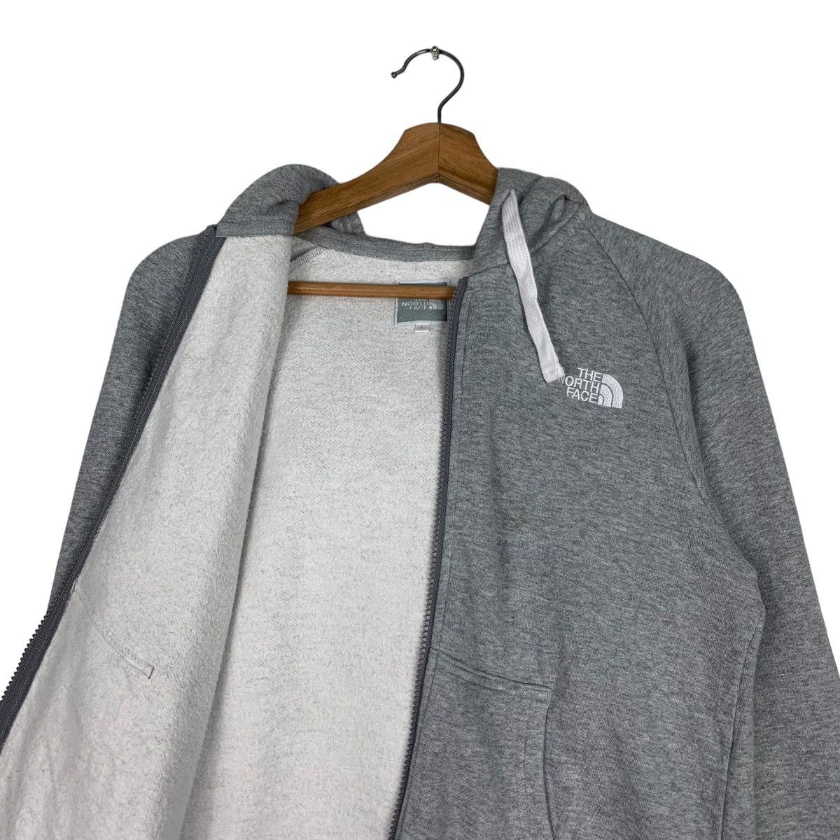 The North Face THE NORTH FACE Embroidered Big Logo Zipper Hoodies #0759-C34 Size L / US 10 / IT 46 - 13 Thumbnail