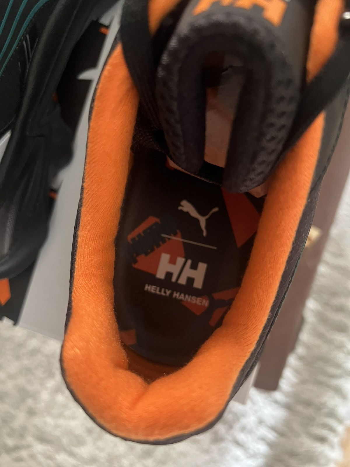 Helly Hansen Helly Hansen X Puma (NiteFox) Size US 11 / EU 44 - 16 Thumbnail