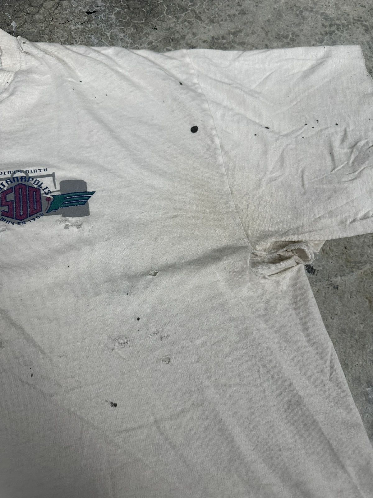 NASCAR × Vintage Crazy thrashed indie 500 nascar Tee Size US XL / EU 56 / 4 - 6 Thumbnail