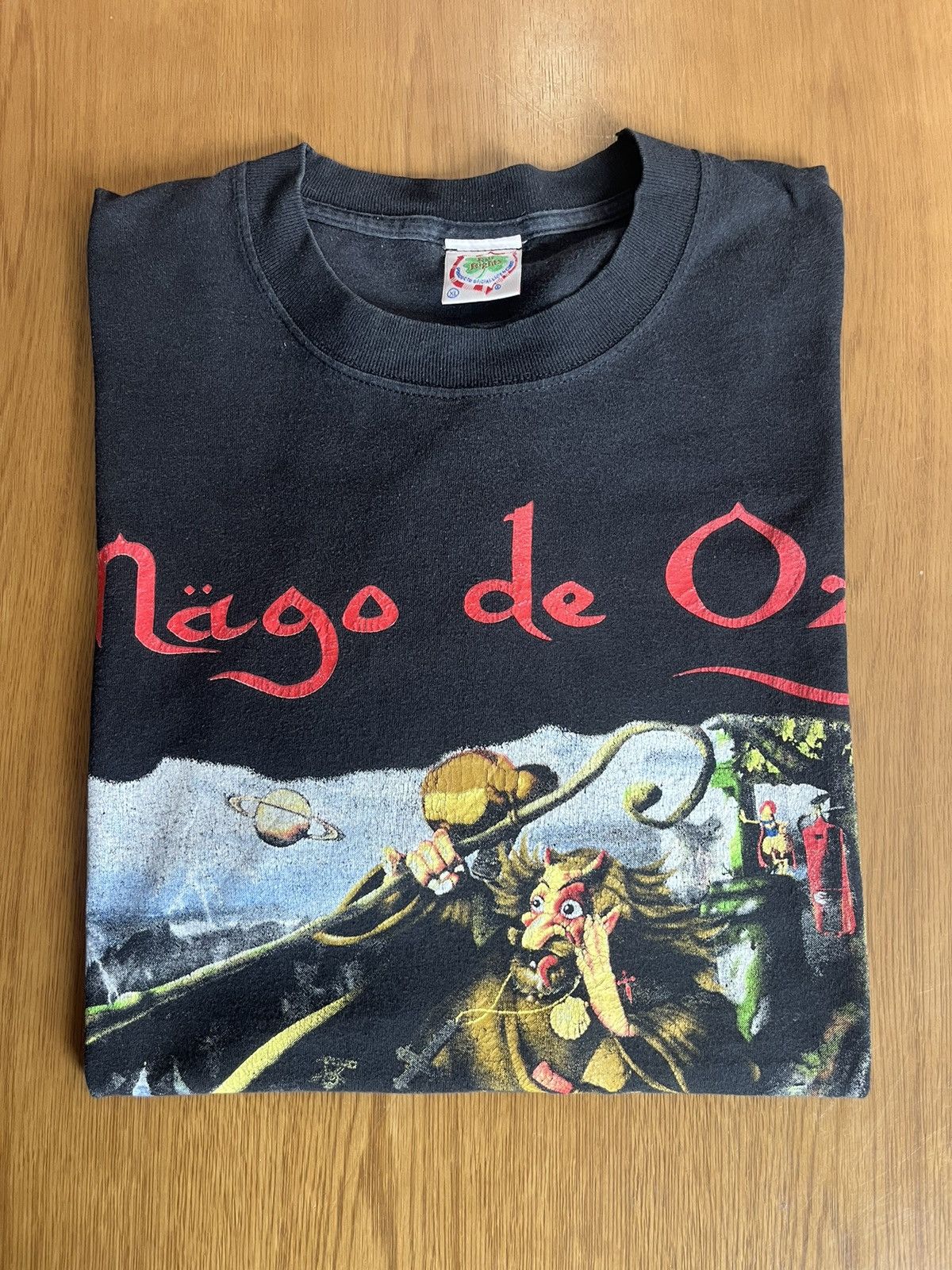Band Tees Vintage Magi de Oz FinisTerra 90’s Bill of Rights Artwork Size US XL / EU 56 / 4 - 1 Thumbnail