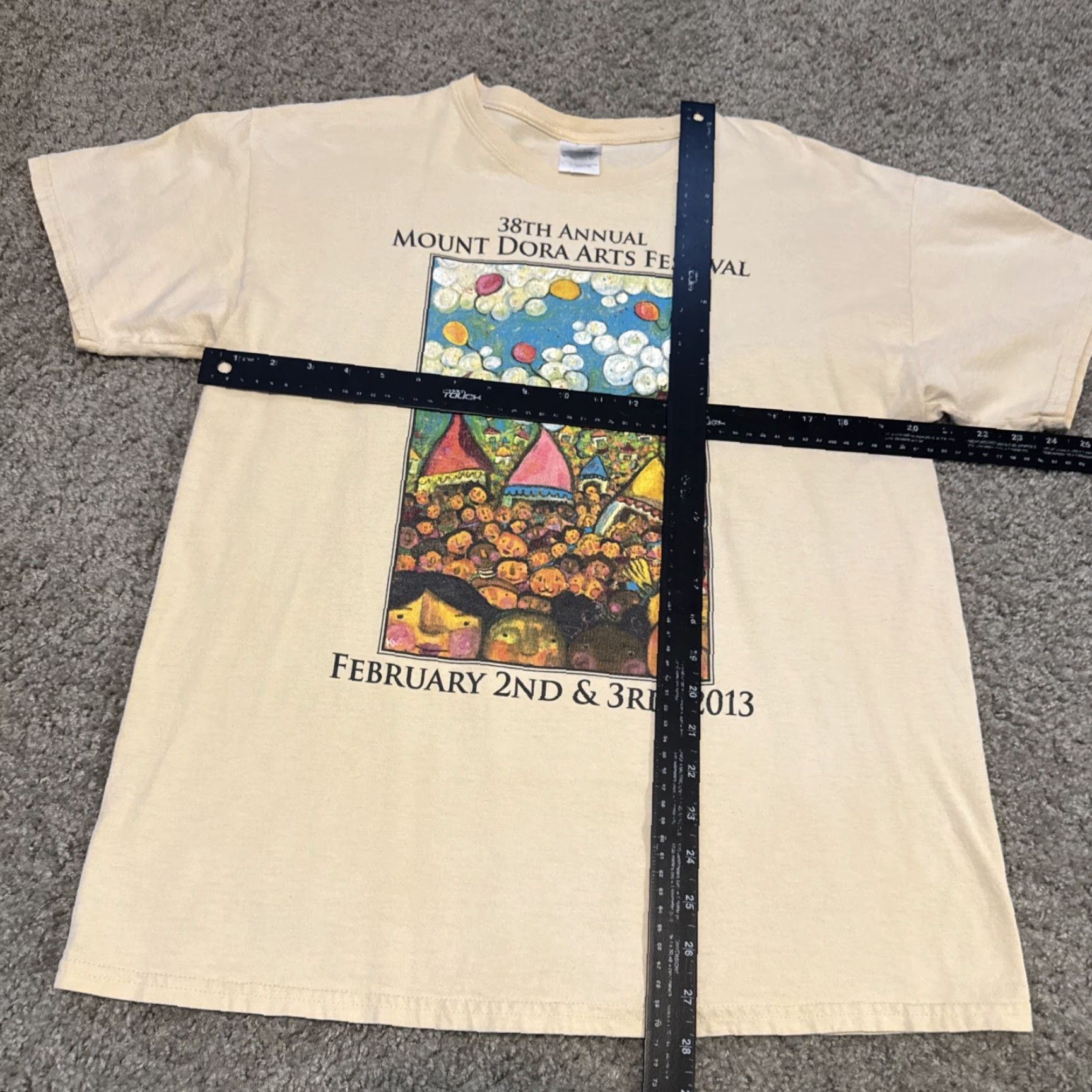 Gildan VINTAGE Mount Dora FL Arts Festival Yellow Art Drawing Cartoon T-Shirt Large L Men Gildan Art 2013 Size US L / EU 52-54 / 3 - 5 Thumbnail