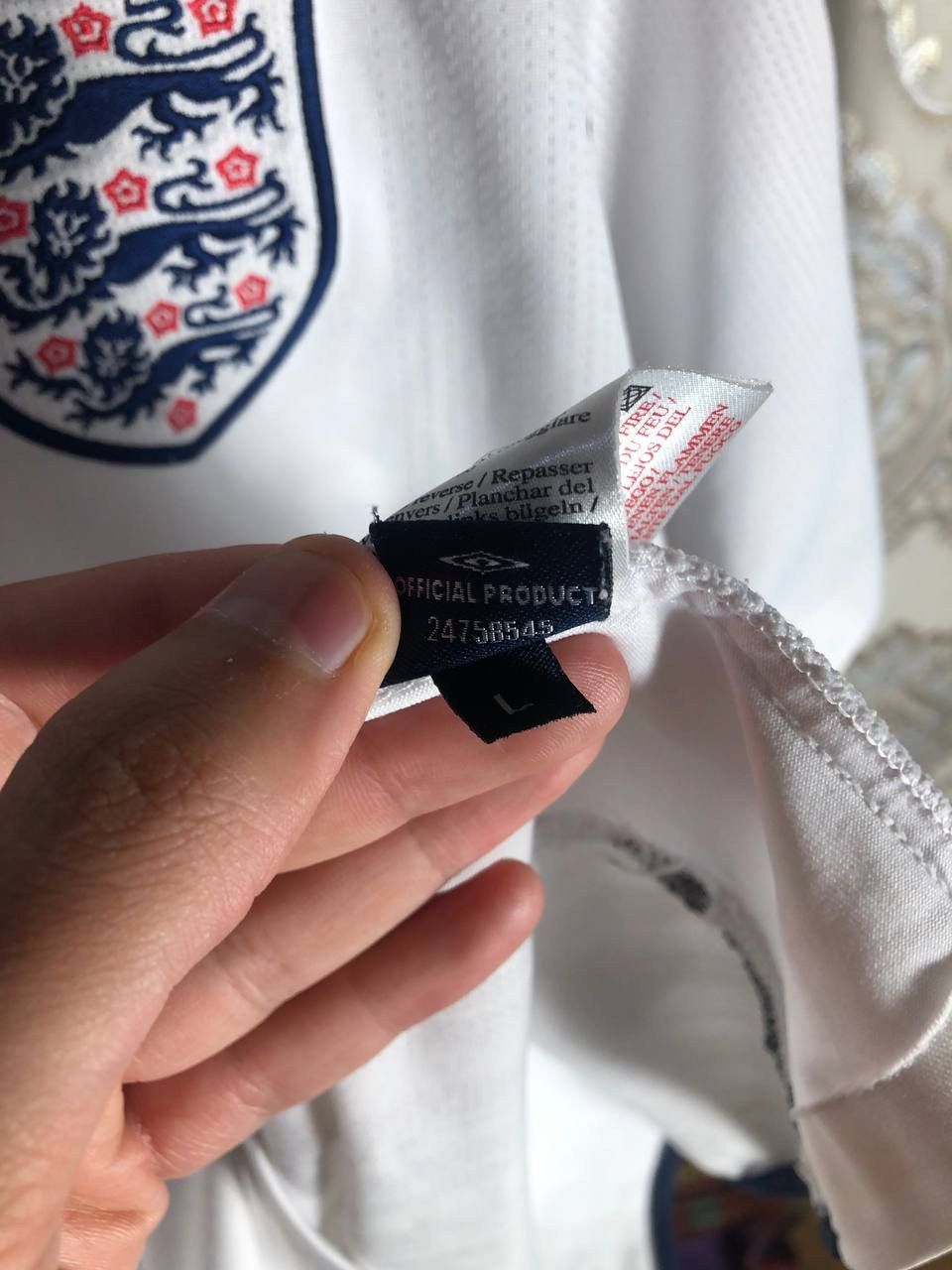 Umbro VINTAGE UMBRO ENGLAND RETRO SOCCER JERSEY CHELSEA Y2K 90s Size US L / EU 52-54 / 3 - 8 Thumbnail