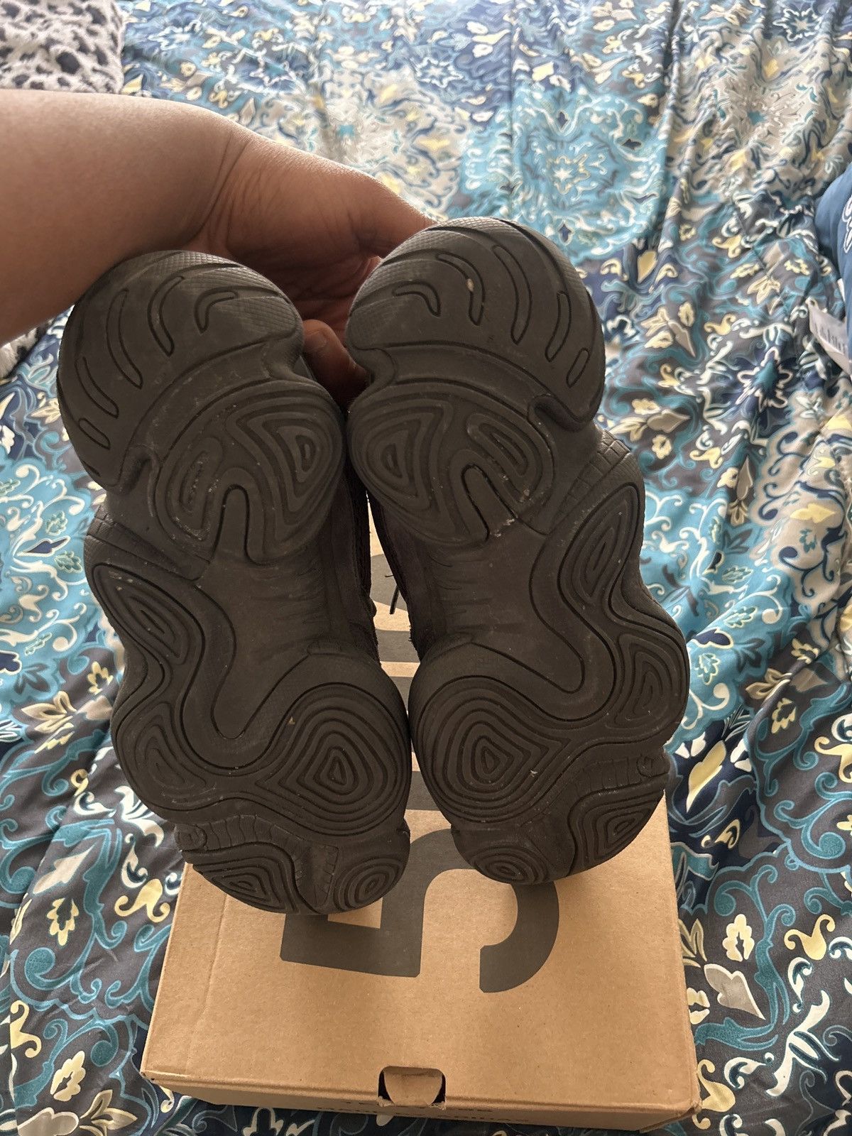 Adidas Yeezy 500 utility black Size US 10 / EU 43 - 5 Thumbnail