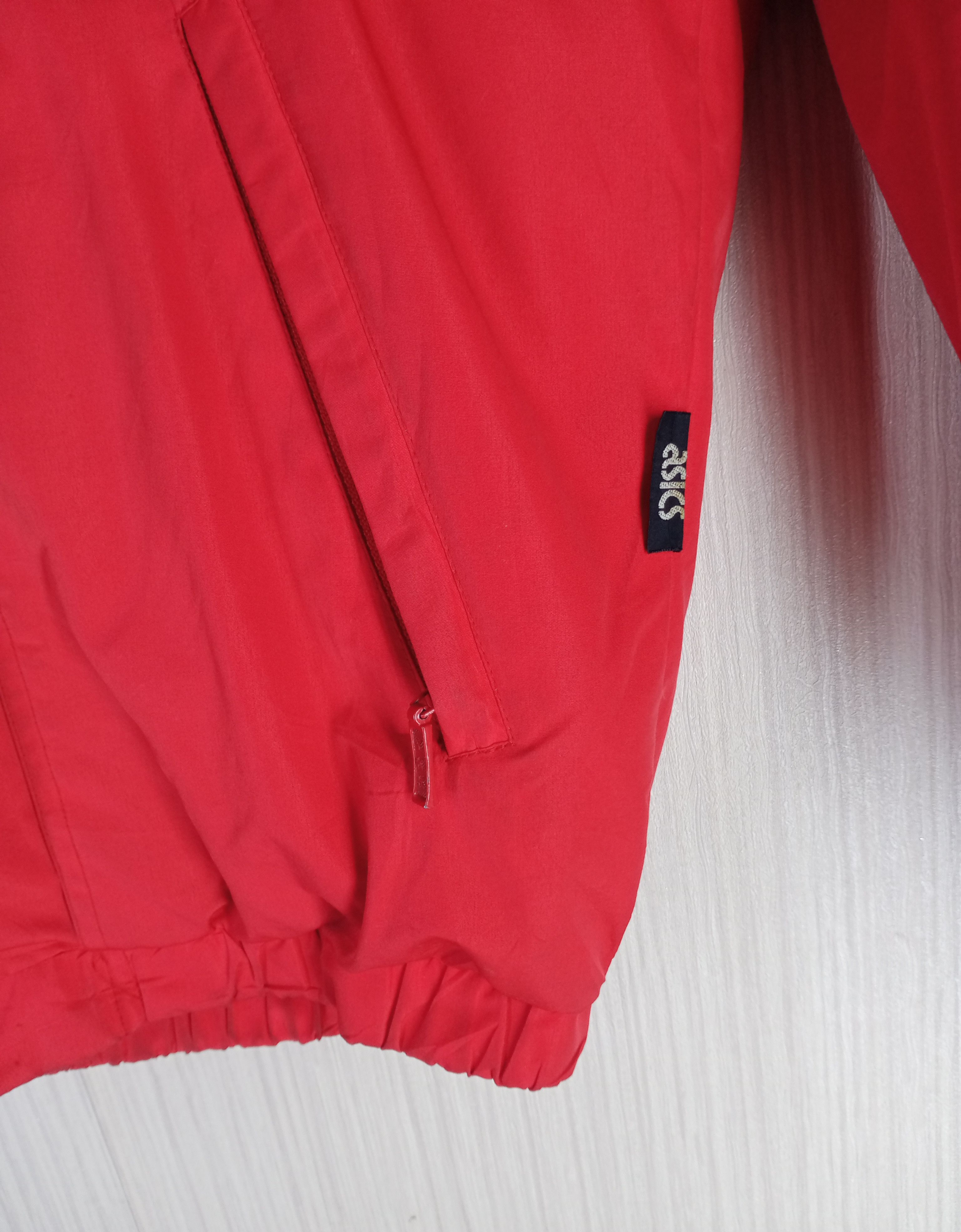 Moncler Rare Vintage 80s Moncler X Asics Puffer Jacket Size US L / EU 52-54 / 3 - 5 Thumbnail