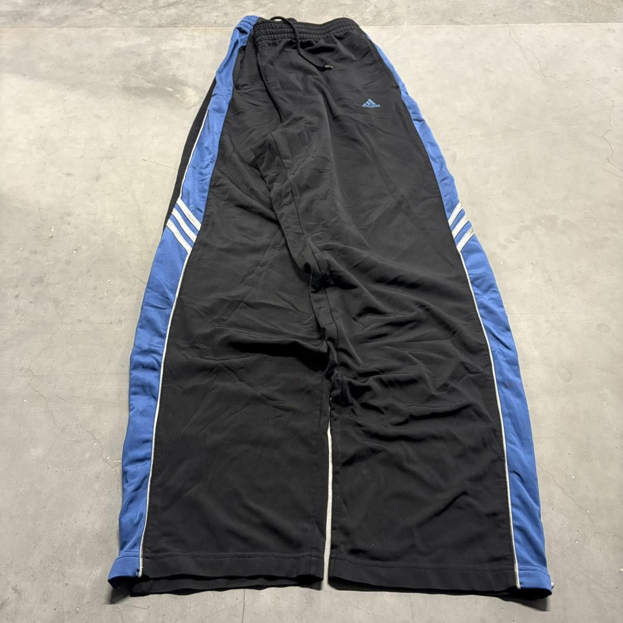 Adidas Crazy Vintage Y2K/2000s Super Baggy Adidas Striped Vintage Trackpants with leg zippers! Size US 36 / EU 52 - 2 Thumbnail