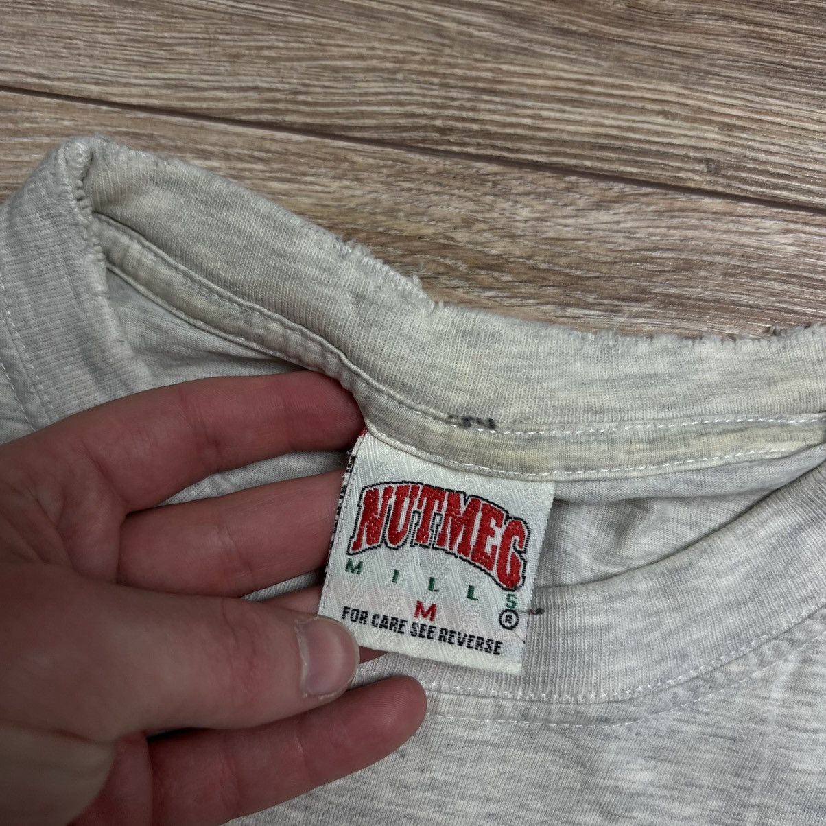 Nutmeg 90s Nutmeg Seattle Sonics Vintage NBA Oversized Tee T-Shirt Size US M / EU 48-50 / 2 - 9 Thumbnail