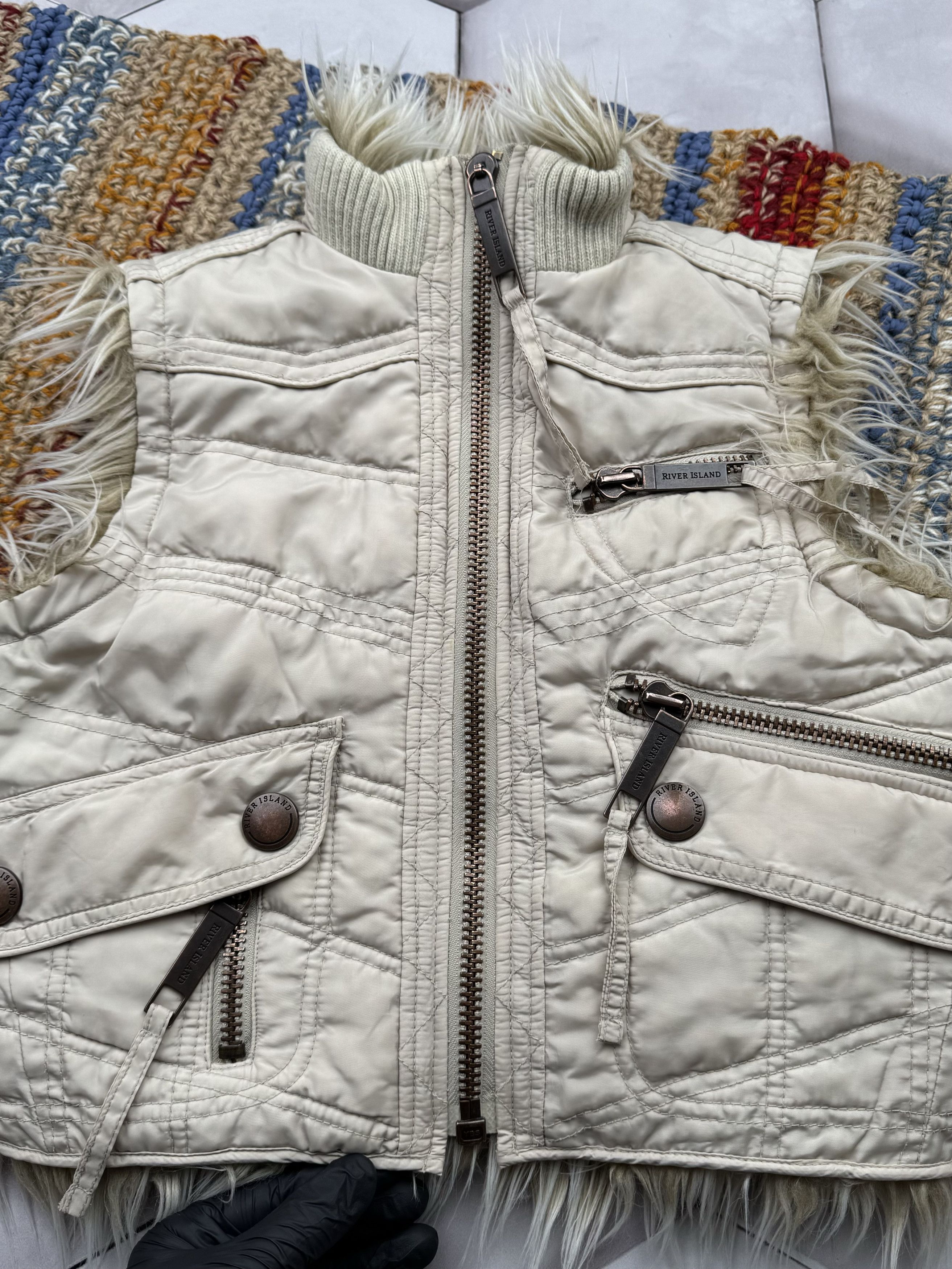 Japanese Brand Vintage Vest With Many Zipped and Faux Fur (E4) Size S / US 4 / IT 40 - 4 Thumbnail