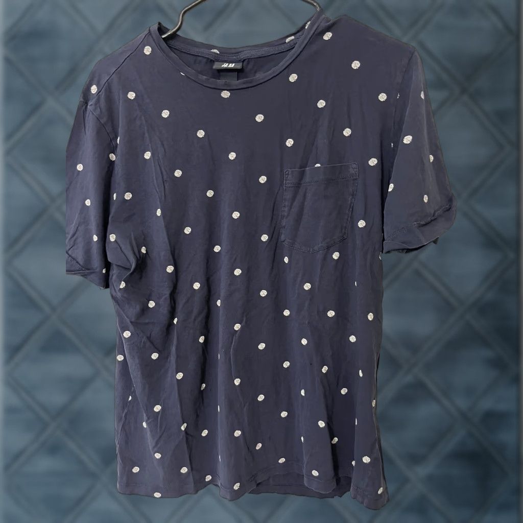 H&M VINTAGE H&M Men's Short Sleeve T-Shirt Size M Polka Dot Navy Pocket Size US M / EU 48-50 / 2 - 1 Thumbnail
