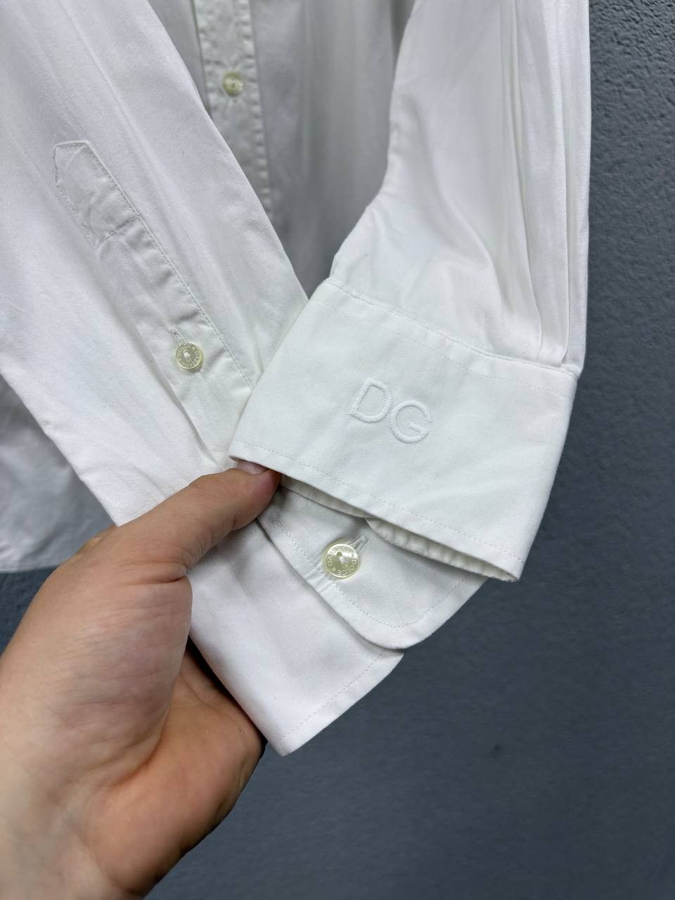 Dolce & Gabbana Dolce Gabbana Gold mens shirt 40 / Medium made in Italy Size US M / EU 48-50 / 2 - 5 Thumbnail