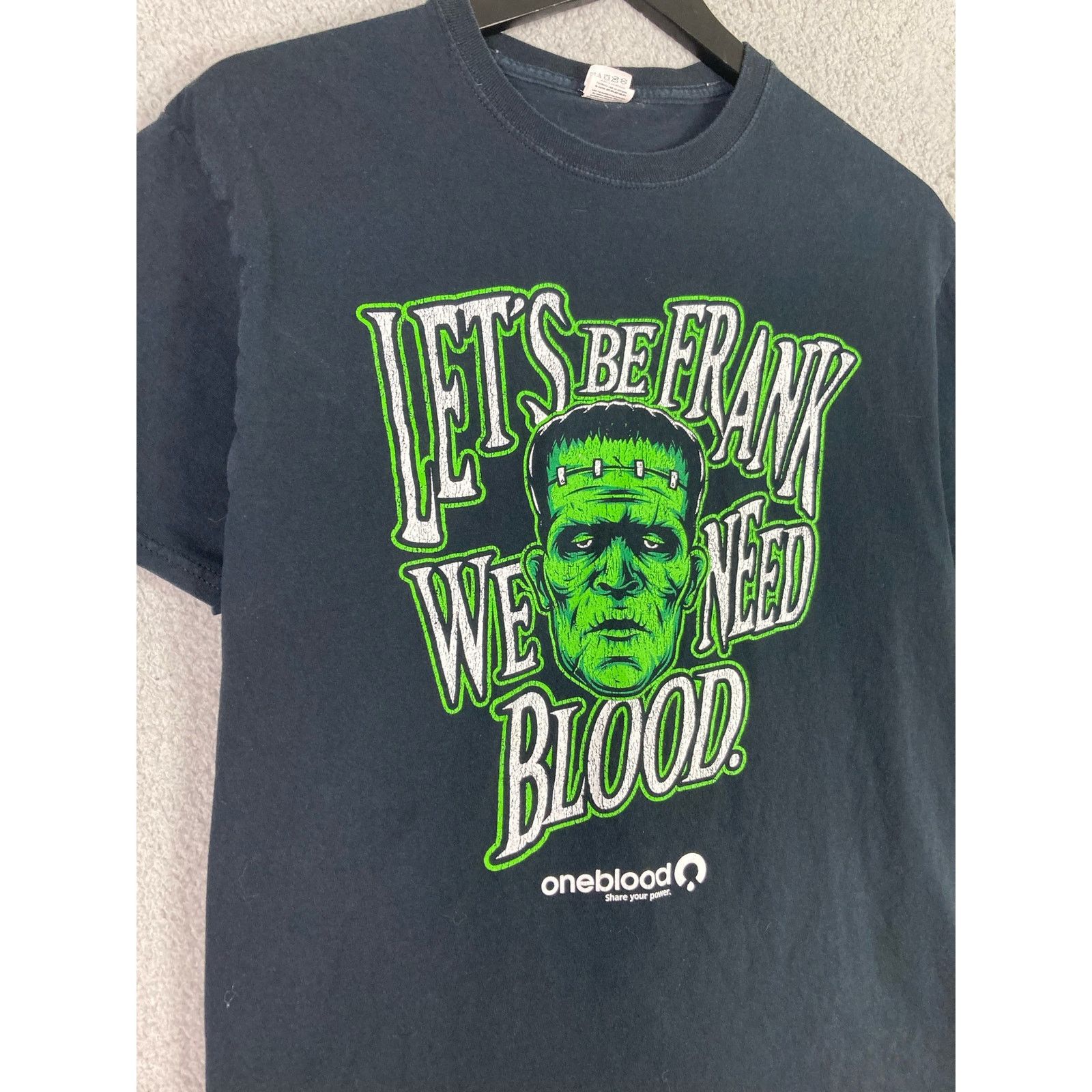 Fruit Of The Loom One Blood Frankenstein Shirt Mens M Classic Horror Monster Size US M / EU 48-50 / 2 - 7 Thumbnail