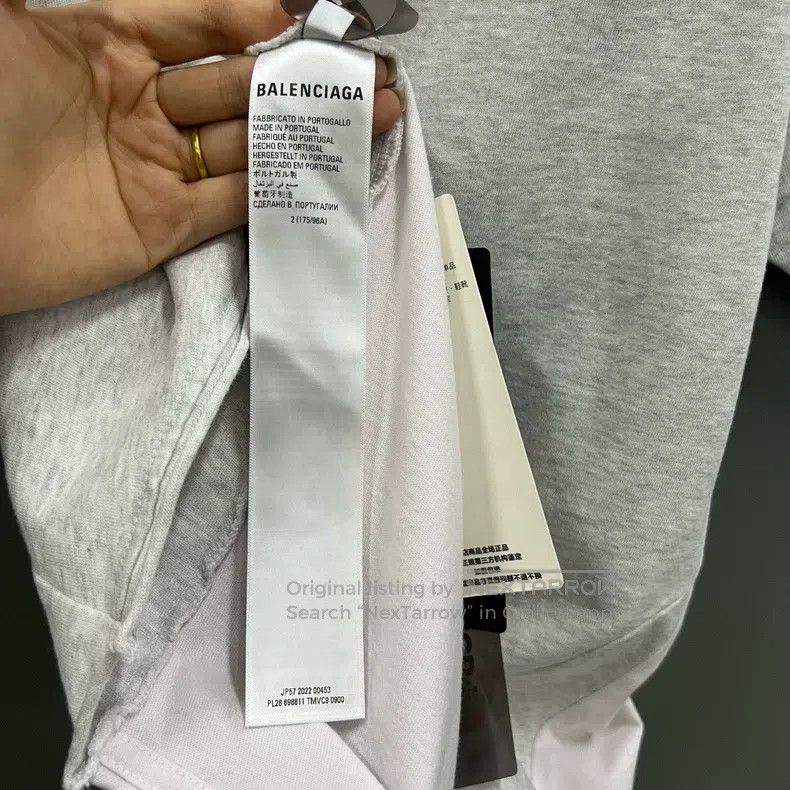 Balenciaga Balenciaga Inverted letter logo embroidered short sleeve Size US M / EU 48-50 / 2 - 4 Thumbnail