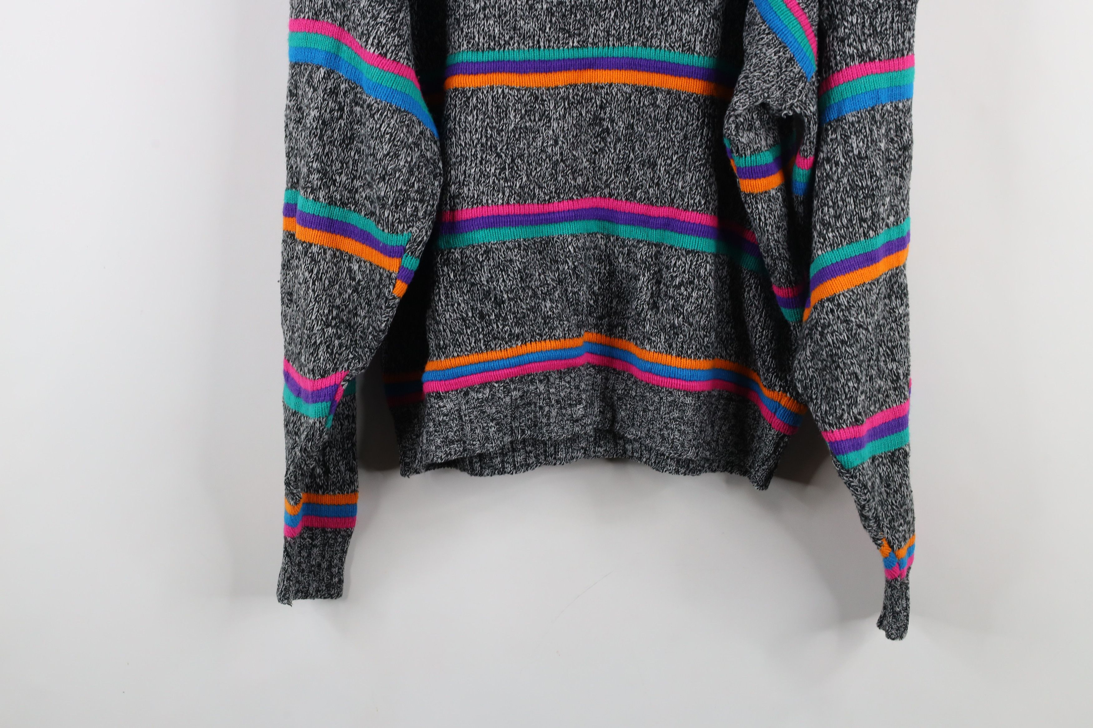 Vintage Vintage 80s 90s Streetwear Rainbow Striped Knit Sweater USA Size L / US 10 / IT 46 - 11 Thumbnail