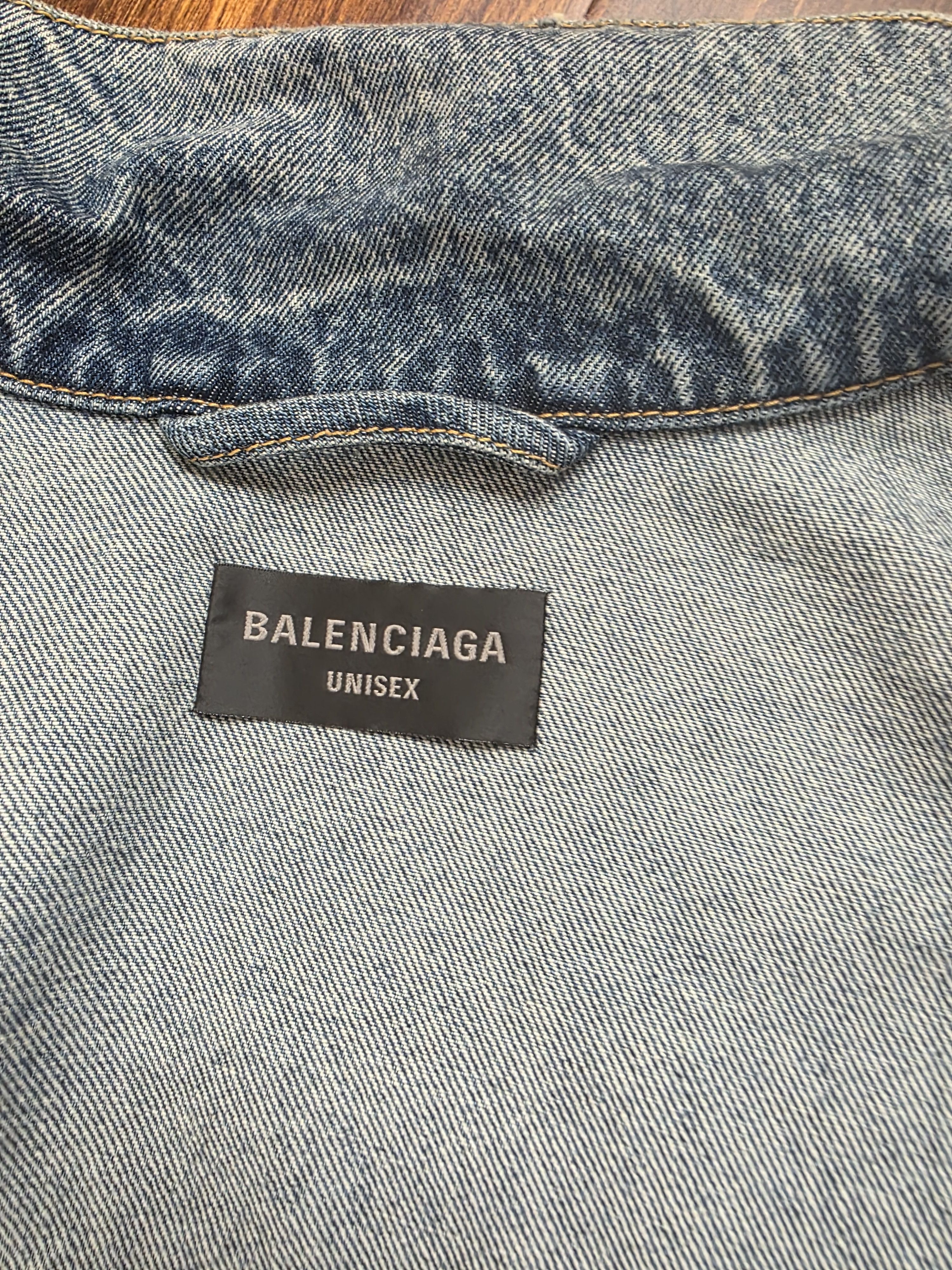 Balenciaga Balenciaga Tape Campaign Logo Denim Jean Jacket Sun Faded Size US M / EU 48-50 / 2 - 3 Thumbnail