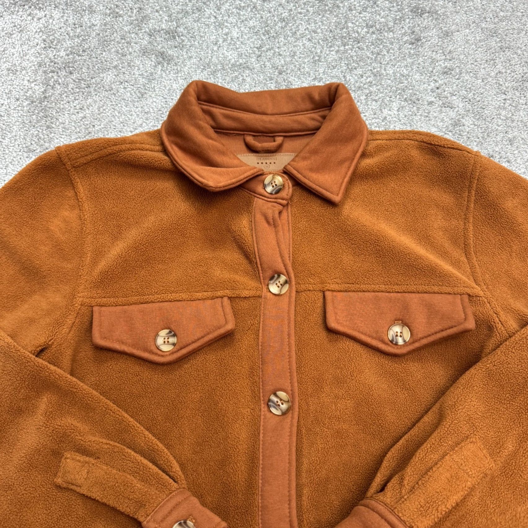 Vintage BLANKNYC Fleece Button Down Shirt Shacket Mens Medium Brown Pockets Classic Jacket Shirt M Brown Mens Size US M / EU 48-50 / 2 - 3 Thumbnail
