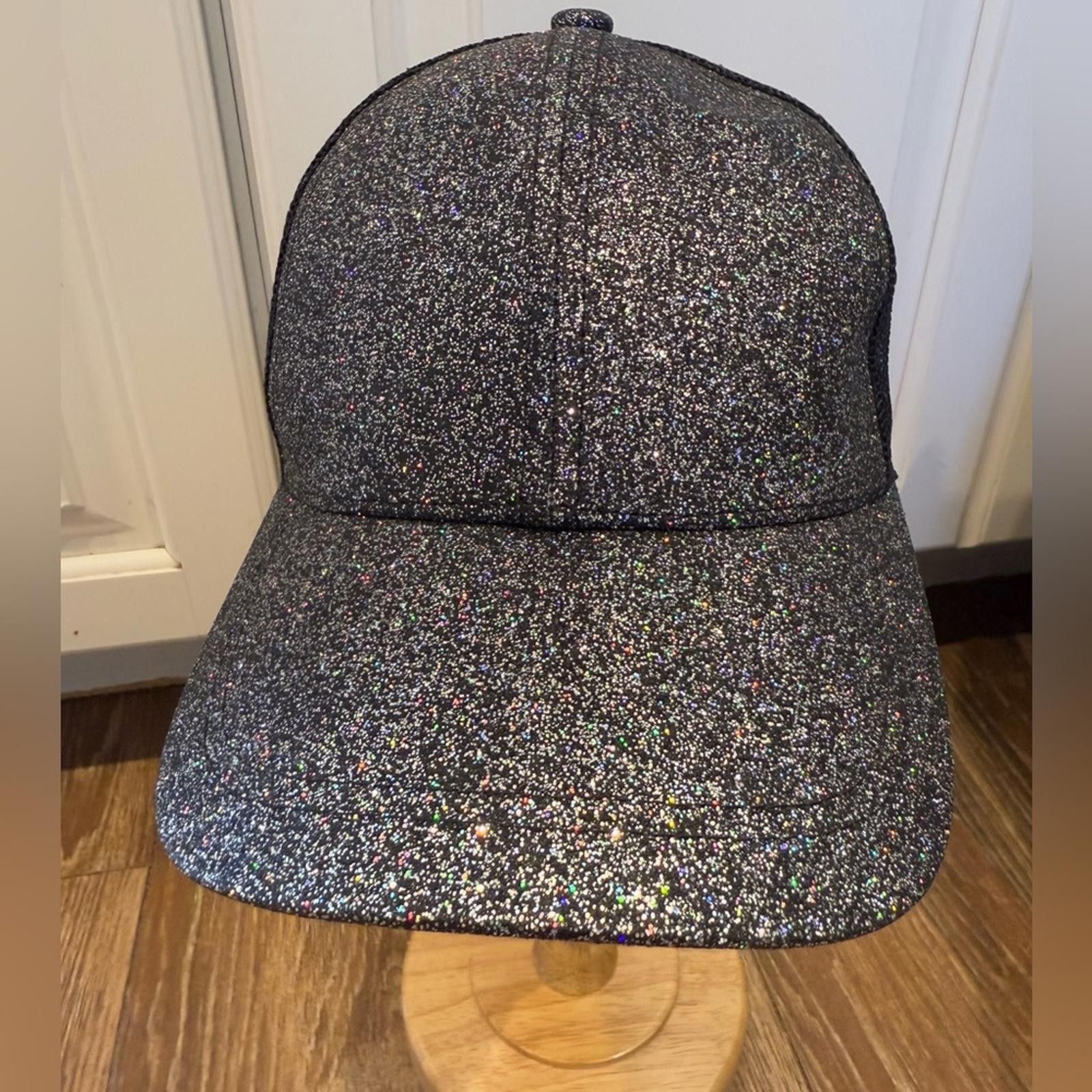 Other Silver Glittery snap back hat black trim and mesh Size ONE SIZE - 1 Thumbnail