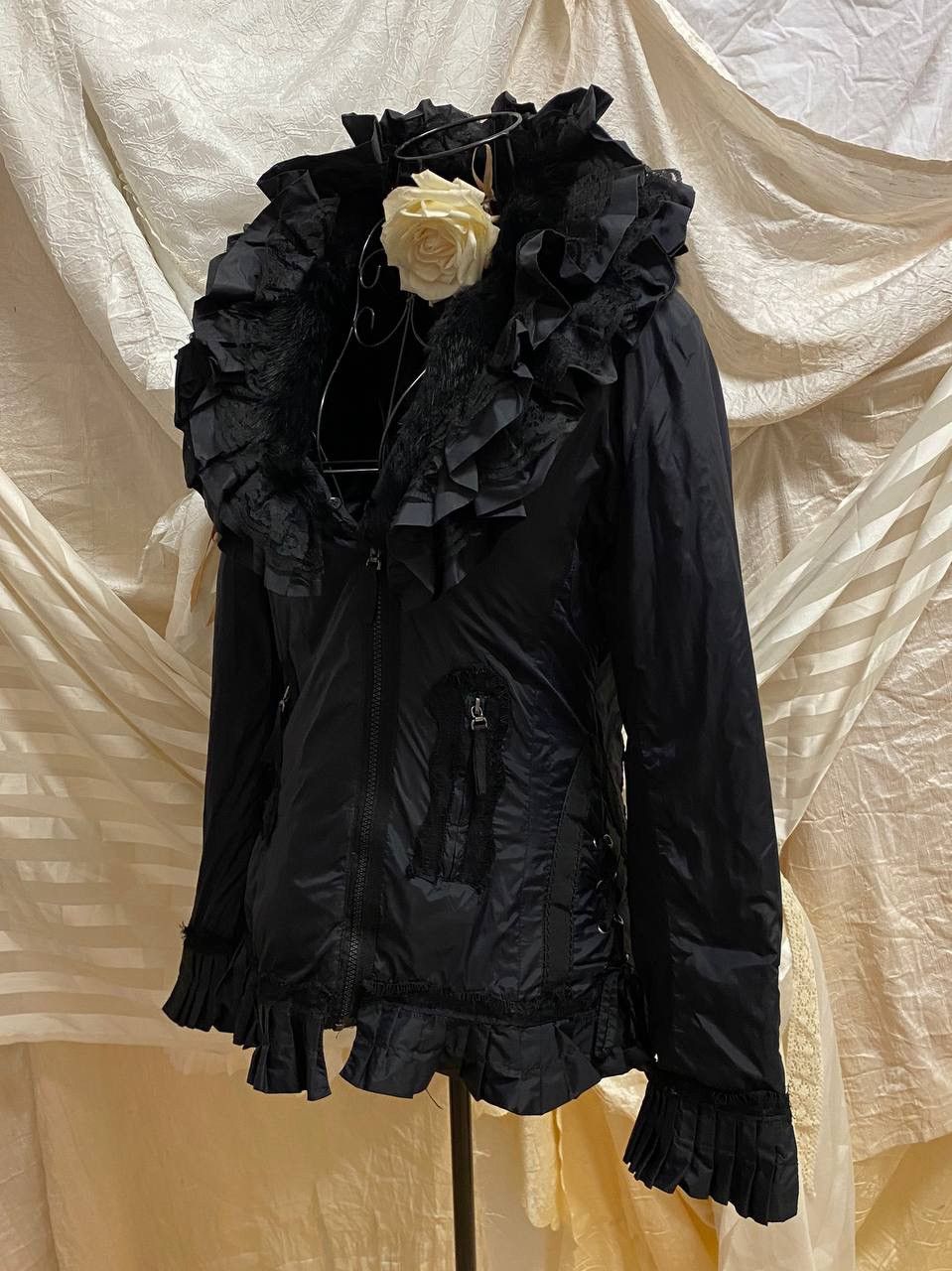 Moschino Moschino black vintage coat Size S / US 4 / IT 40 - 2 Thumbnail