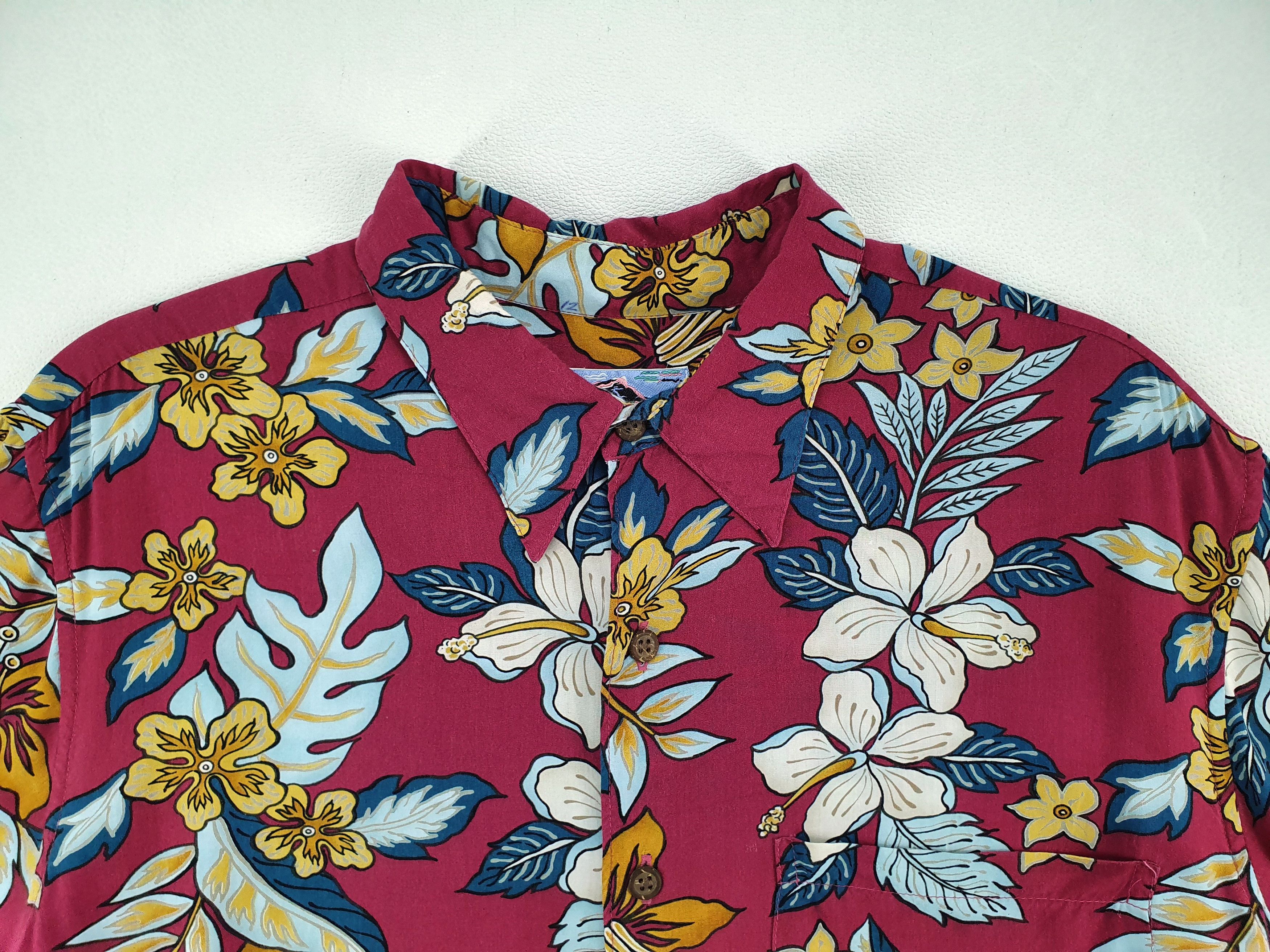 Reyn Spooner Vintage Hawaiian Floral Spun Rayon Aloha Shirt Size L Size US L / EU 52-54 / 3 - 6 Thumbnail