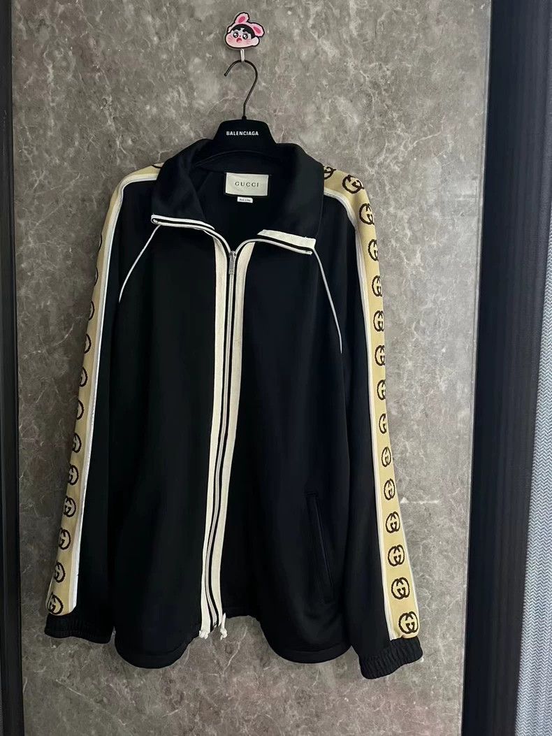 Gucci Gucci 3m reflective logo long-sleeved jacket 2503-Nextarrow Size US M / EU 48-50 / 2 - 1 Thumbnail