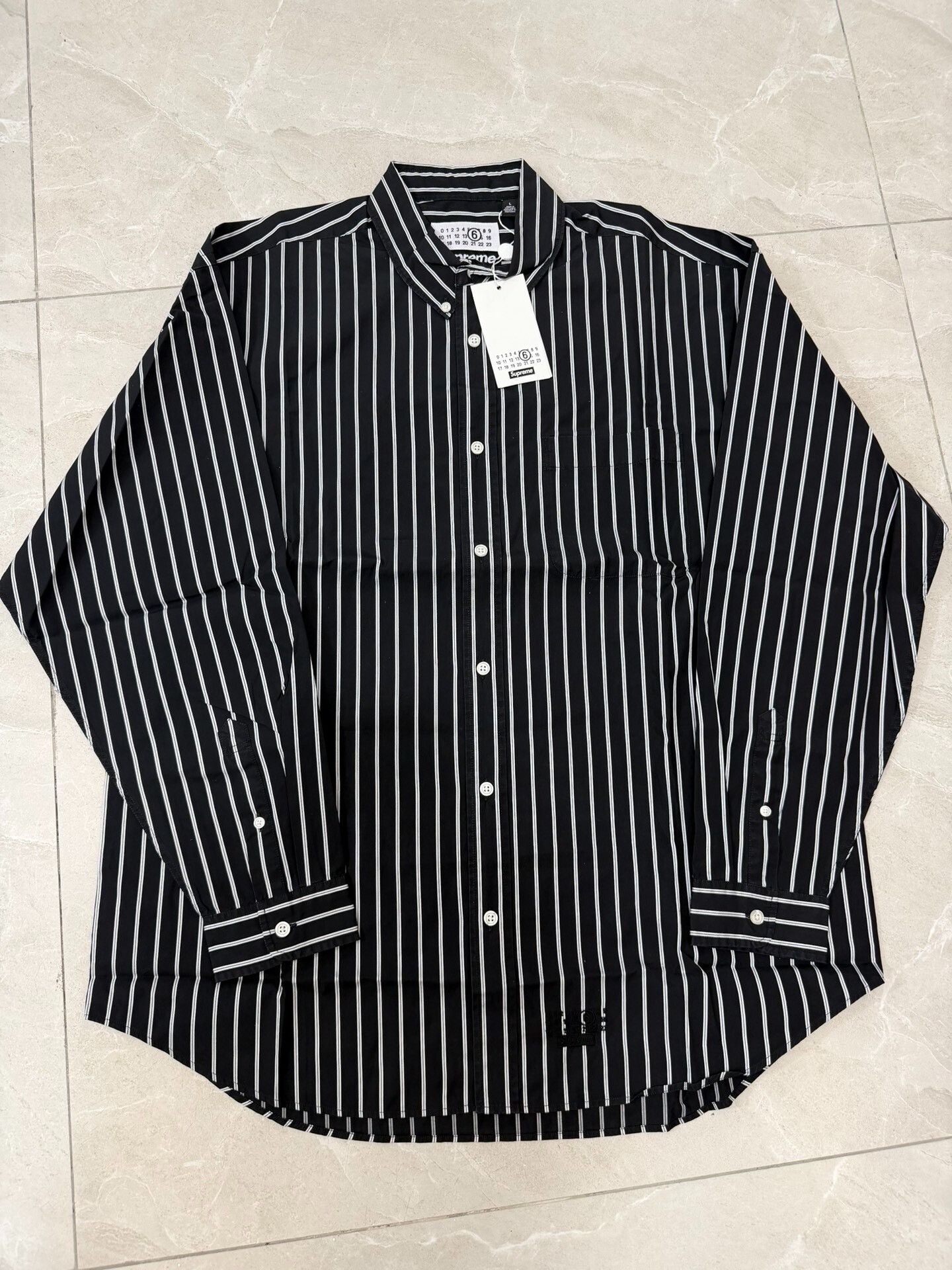 MM6 Supreme x MM6 Stripe Shirt Size US L / EU 52-54 / 3 - 1 Thumbnail
