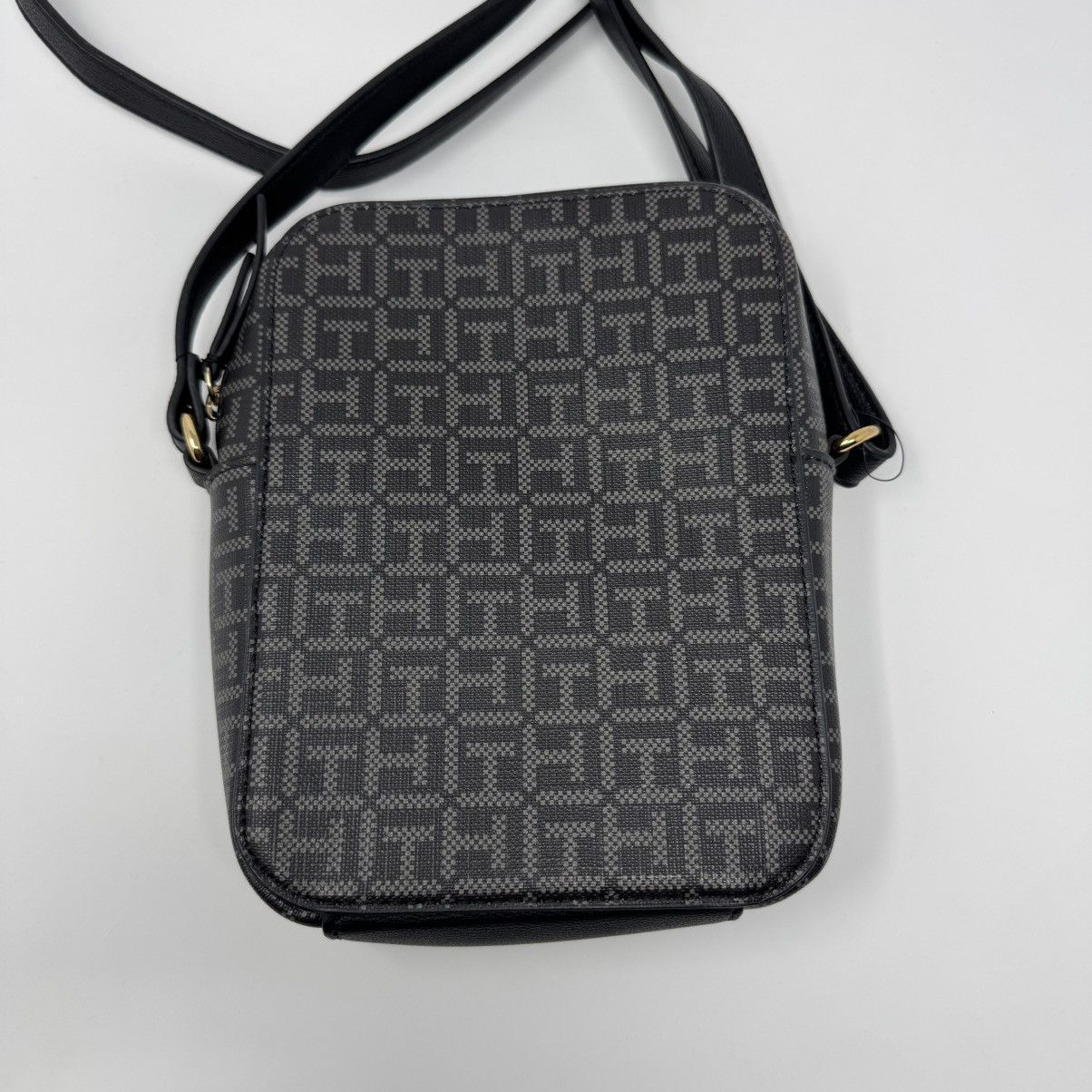 Tommy Hilfiger NWT Tommy Hilfiger Crossbody Monogram Women's Bag Size ONE SIZE - 4 Thumbnail