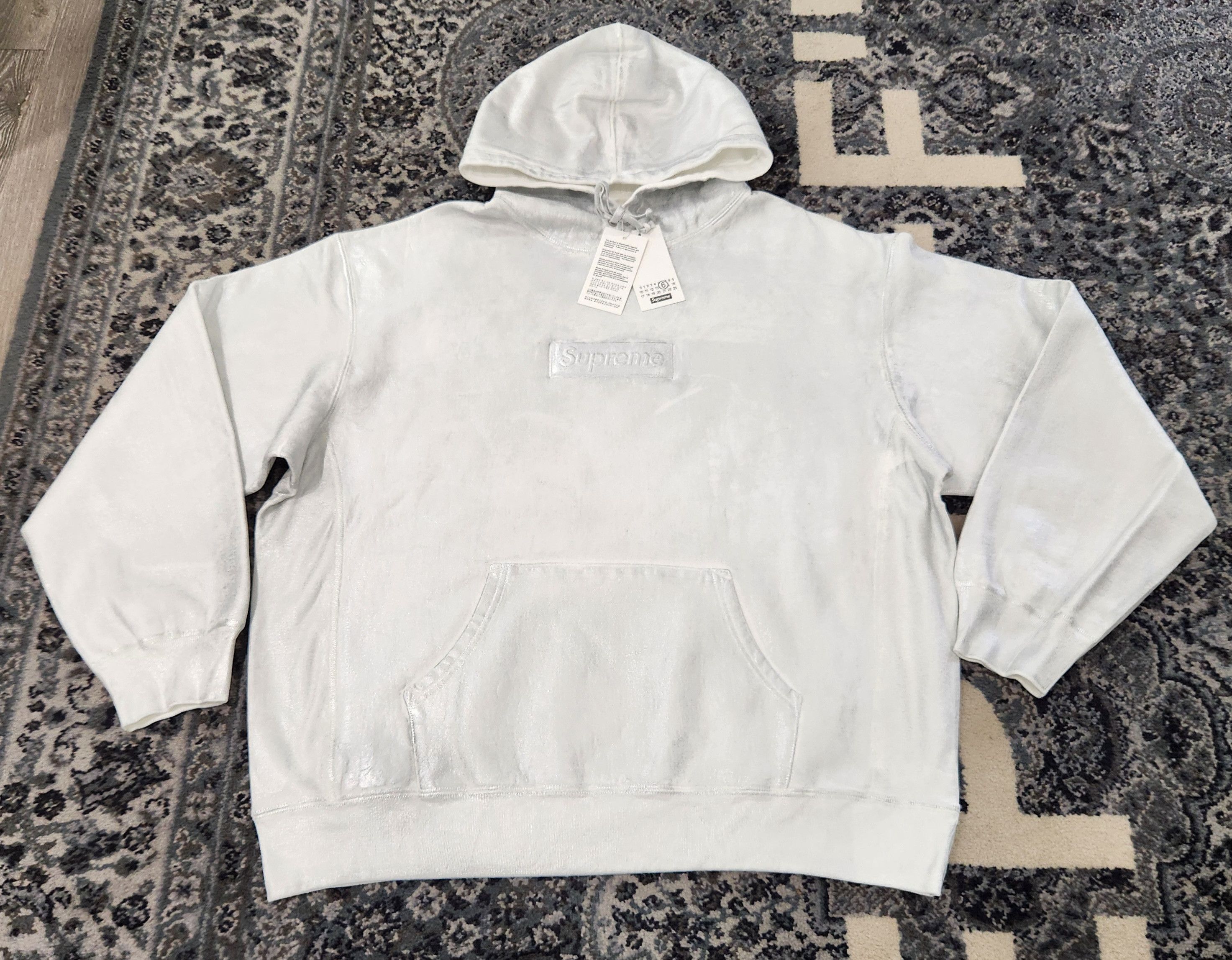 image of Supreme Mm6 Maison Margiela Foil Box Logo Hoodie - XL in White, Men's