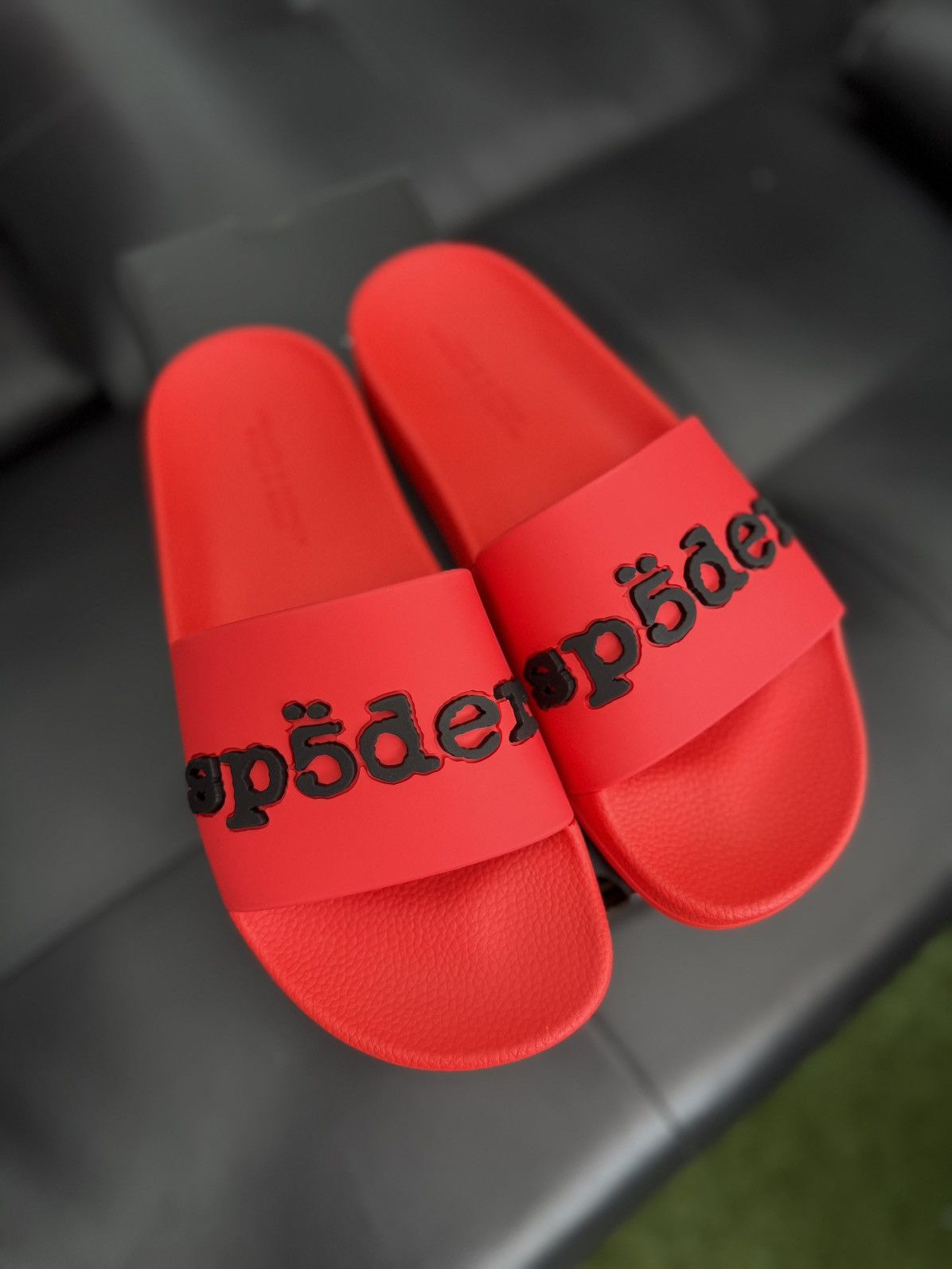Sp5der Sp5der Red Slip On Rubber Slides Size (7) Brand New Size US 7 / EU 40 - 3 Thumbnail