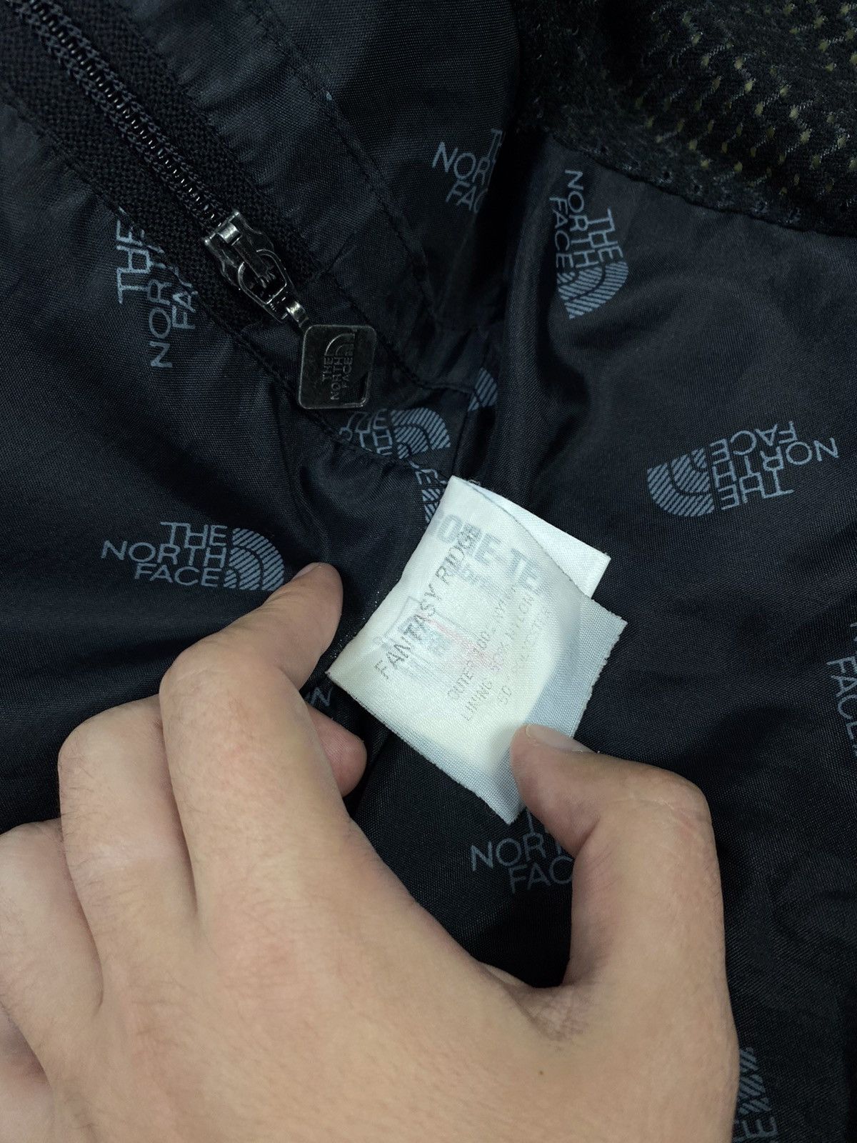 The North Face Vintage The North Face Jacket 90s Fantasy Ridge Size US L / EU 52-54 / 3 - 11 Thumbnail