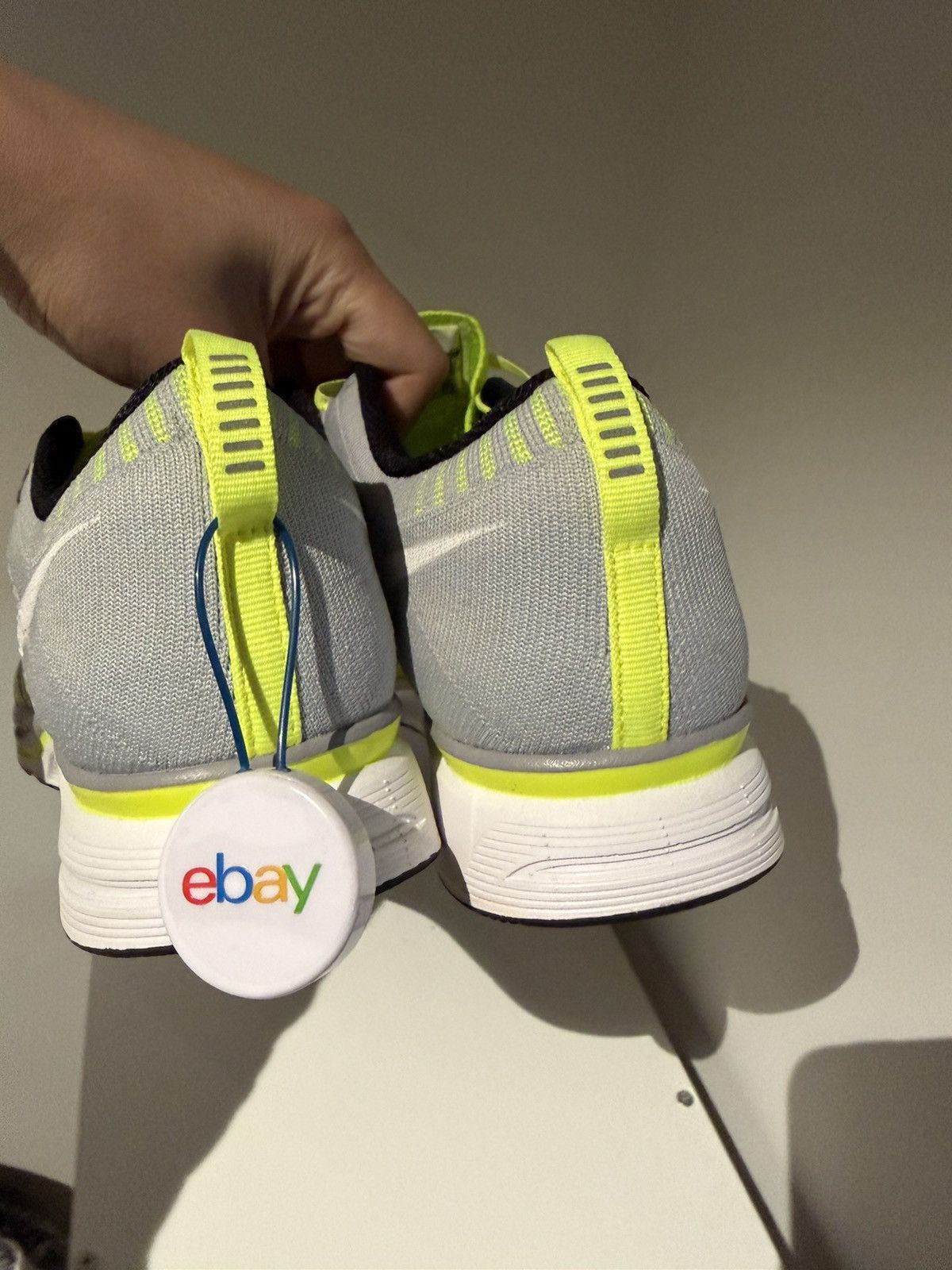 Nike Nike Flyknit Trainer Volt White sz 9 Size US 9 / EU 42 - 3 Thumbnail
