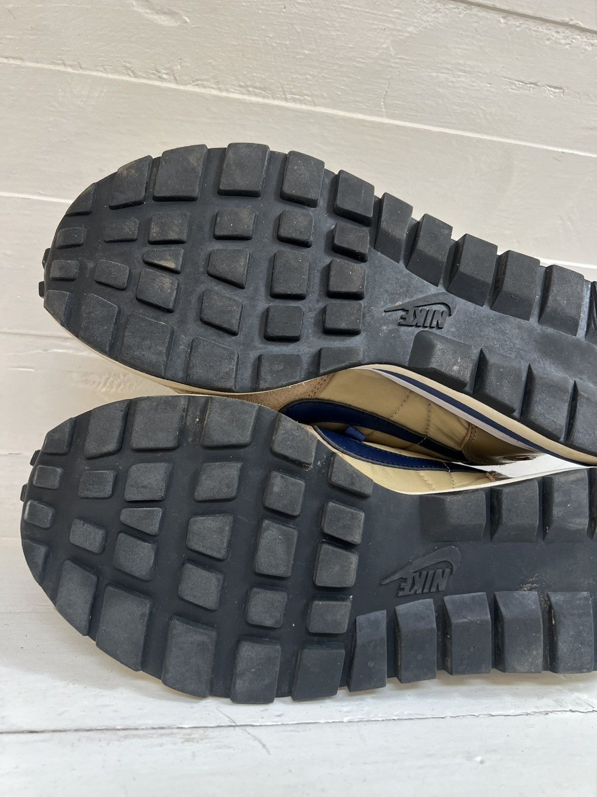 Nike × Sacai Nike Sacai Vaporwaffle Size US 9.5 / EU 42-43 - 13 Thumbnail