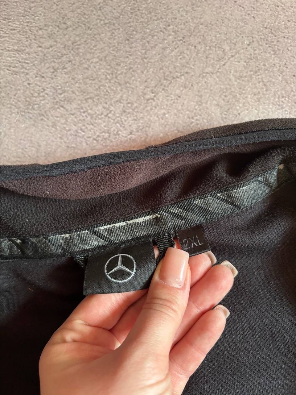Mercedes-Benz Mercedes faded fleece racing sweatshirt Size US XL / EU 56 / 4 - 5 Thumbnail