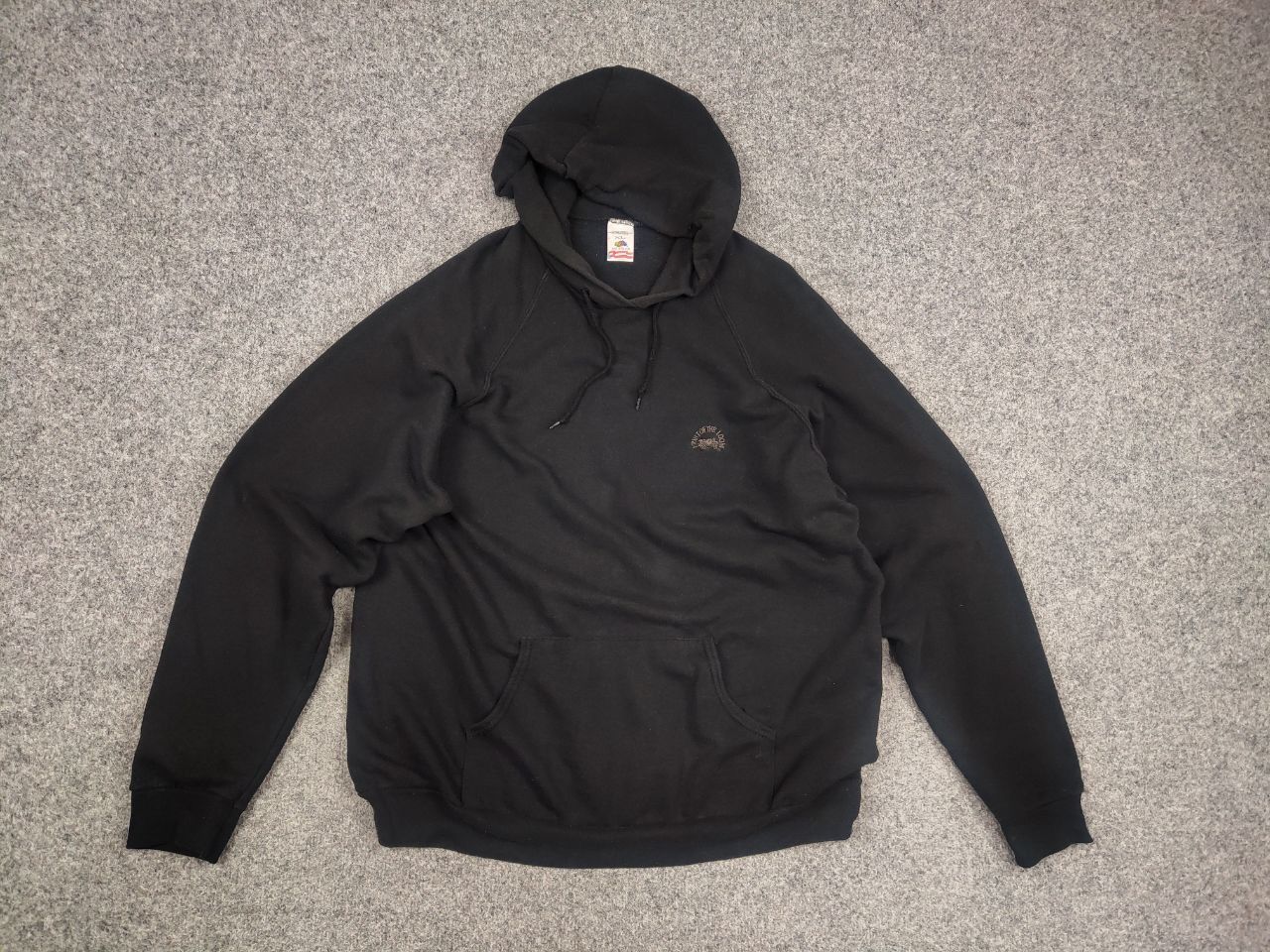 Fruit Of The Loom Vintage 90's fruit of the loom Black Faded Hoodie USA Style Size US XL / EU 56 / 4 - 1 Thumbnail