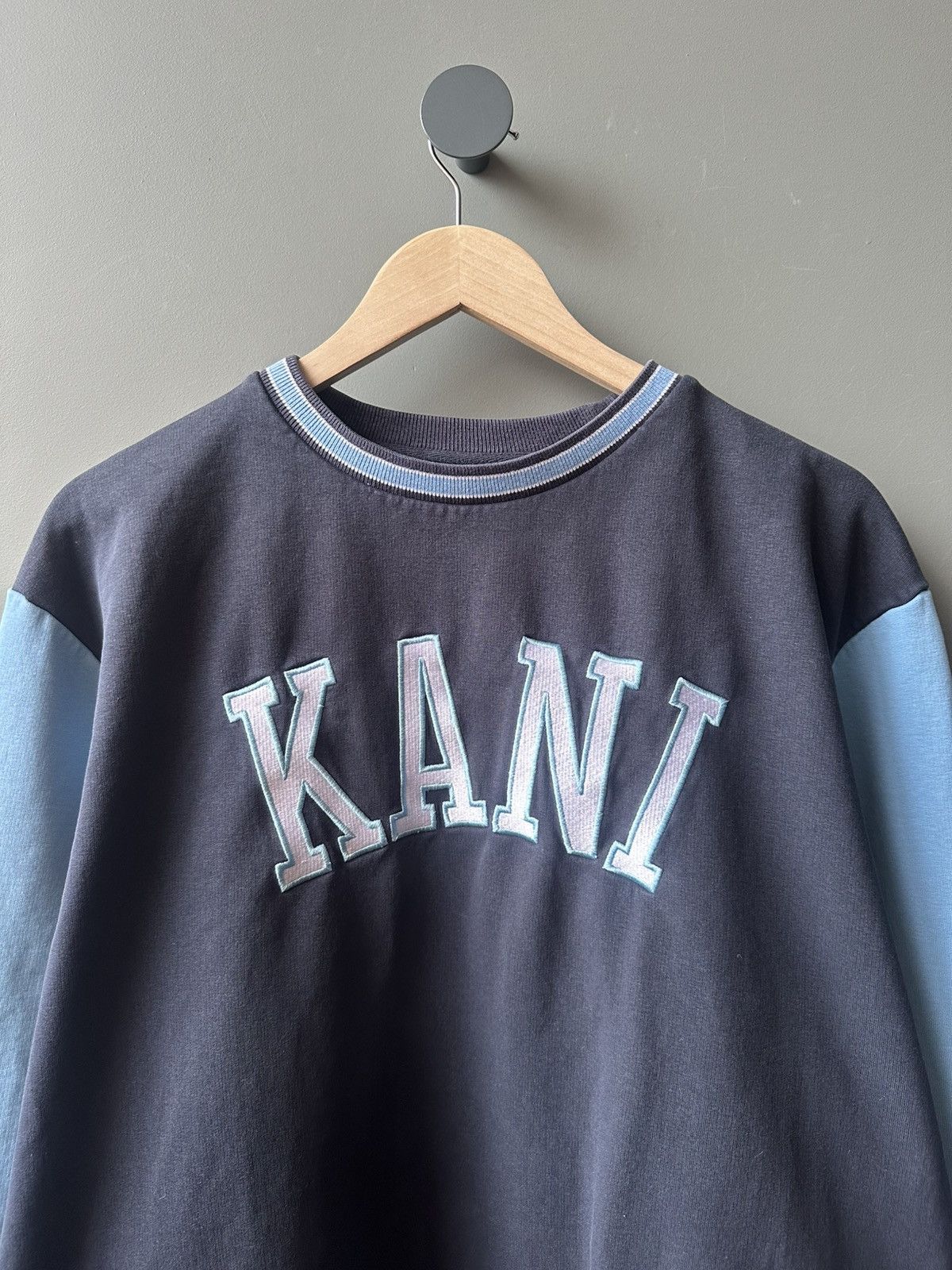 Karl Kani Vintage Karl Kani Y2K Logo Sweatshirt Size US S / EU 44-46 / 1 - 2 Thumbnail