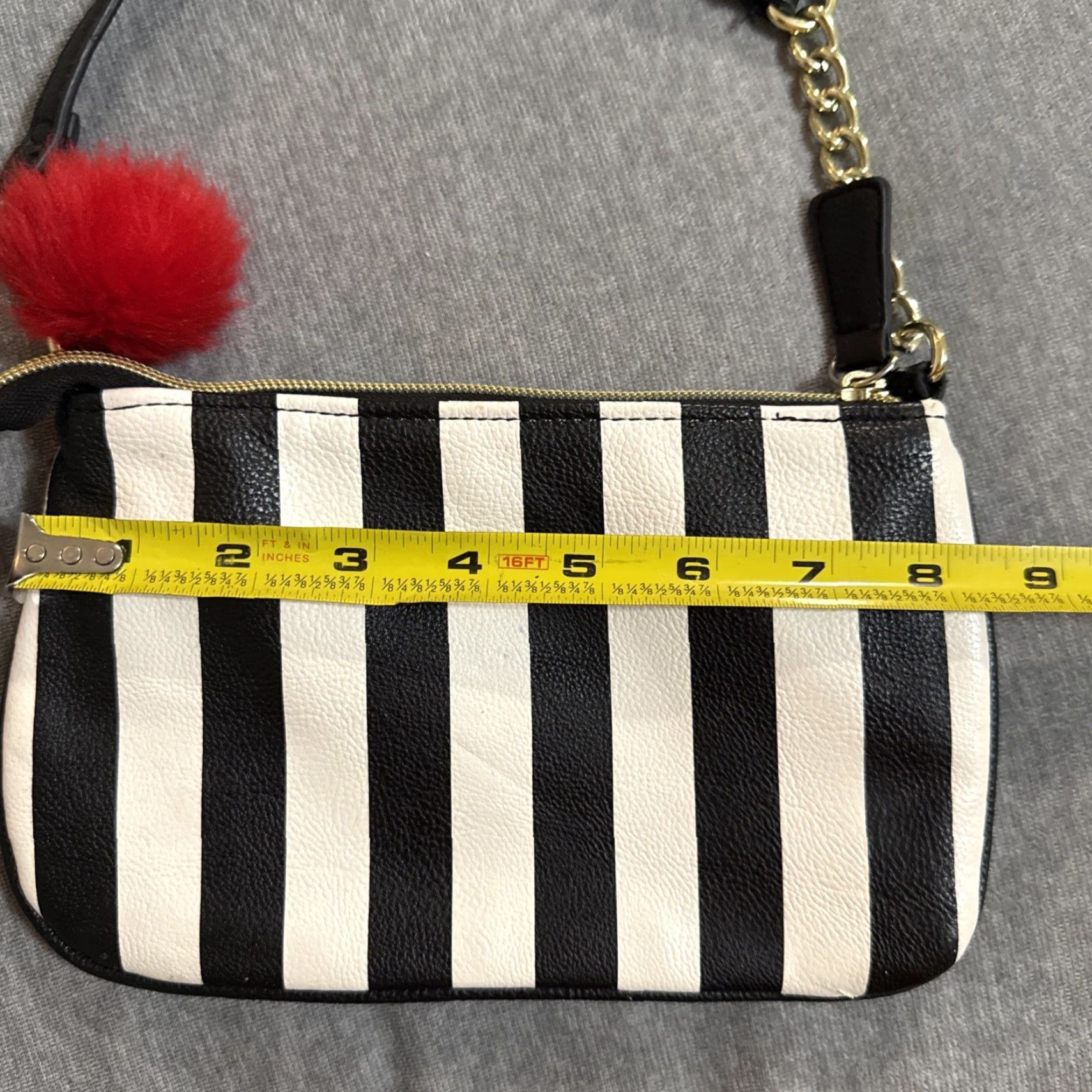 Betsey Johnson Betsey Johnson Striped Shoulder Bag Purse Small Red Furry Wristlet Gold Chain Crossbody Women Bag Size ONE SIZE - 5 Thumbnail