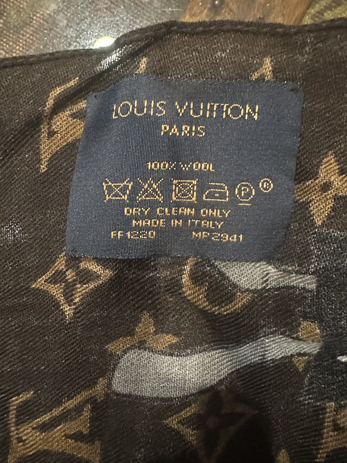 Louis Vuitton LOUIS VUITTON, Louis Vuitton x Virgil Abloh Chair Scarf Size ONE SIZE - 5 Thumbnail