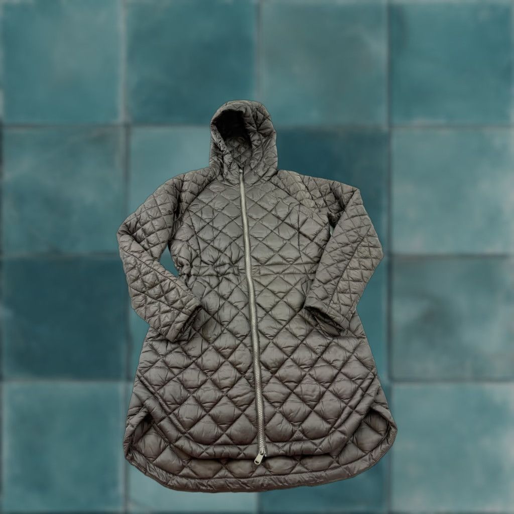 Athleta Athleta Coat Womens XS Brown Quilted Hooded Parka Full Zip Pockets Mid Length Size XS / US 0-2 / IT 36-38 - 1 Thumbnail