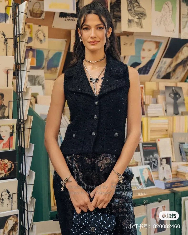 Chanel Chanel 23K black tweed sequin knitted lapel vest jacket Size XS / US 0-2 / IT 36-38 - 8 Thumbnail