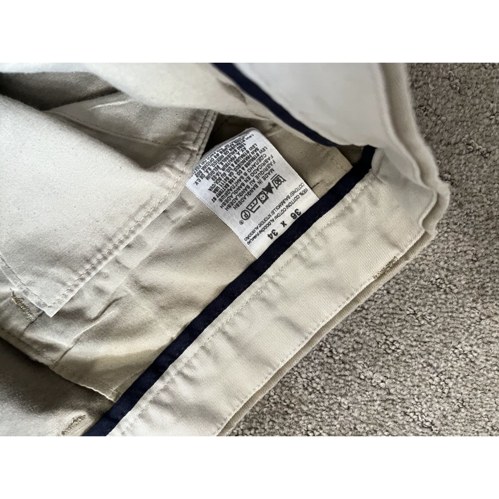 Dockers Dockers Mens Size 36x31 D4 Relaxed Fit Dress Pants Khaki Beige Chino Flat Front Regular 90s Army Apple Style Pants Mens Size US 36 / EU 52 - 6 Thumbnail