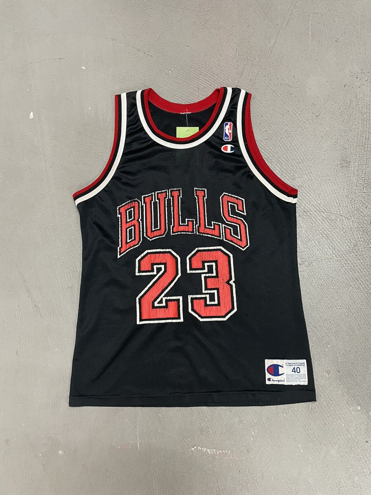 MENS 48 top - Vtg 90s NBA Chicago Bulls #23 Michael Jordan Champion Jersey USA Lot