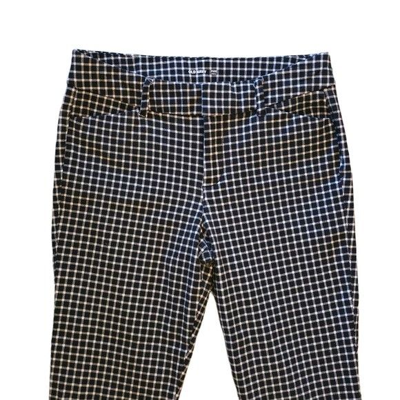 Old Navy Old Navy Black and White Checkered Pixie Ankle Pants Size 4 Size 28" / US 6 / IT 42 - 6 Thumbnail