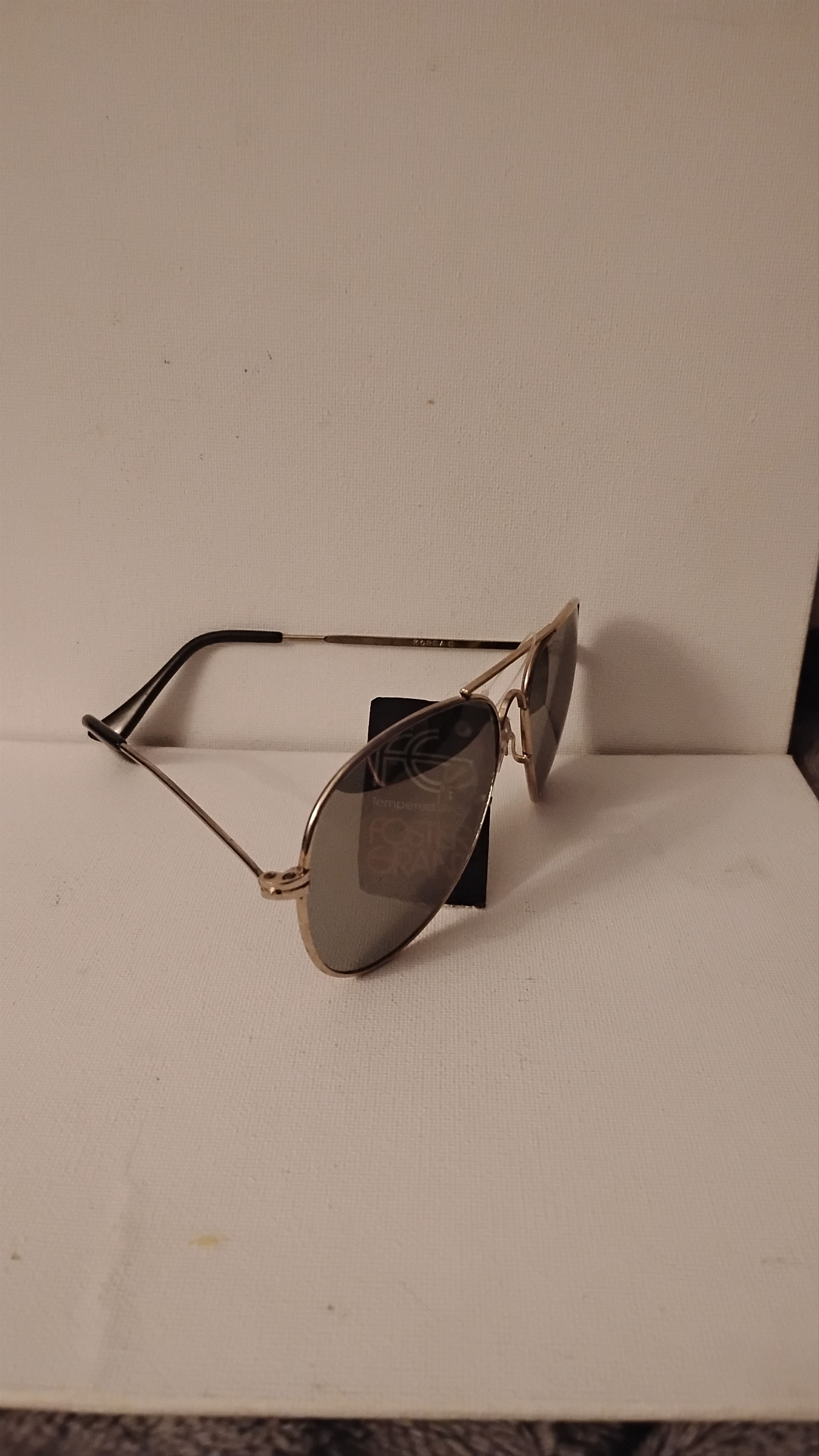 Foster Grant Vintage Foster Grant Gold Sunglasses NOS Size ONE SIZE - 7 Thumbnail