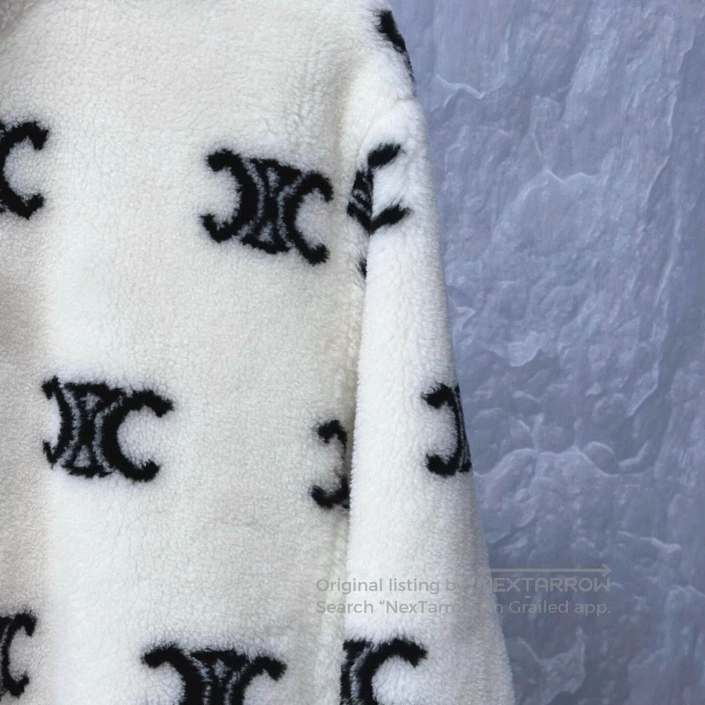 Celine celine printed teddy coat in size small. Size S / US 4 / IT 40 - 3 Thumbnail