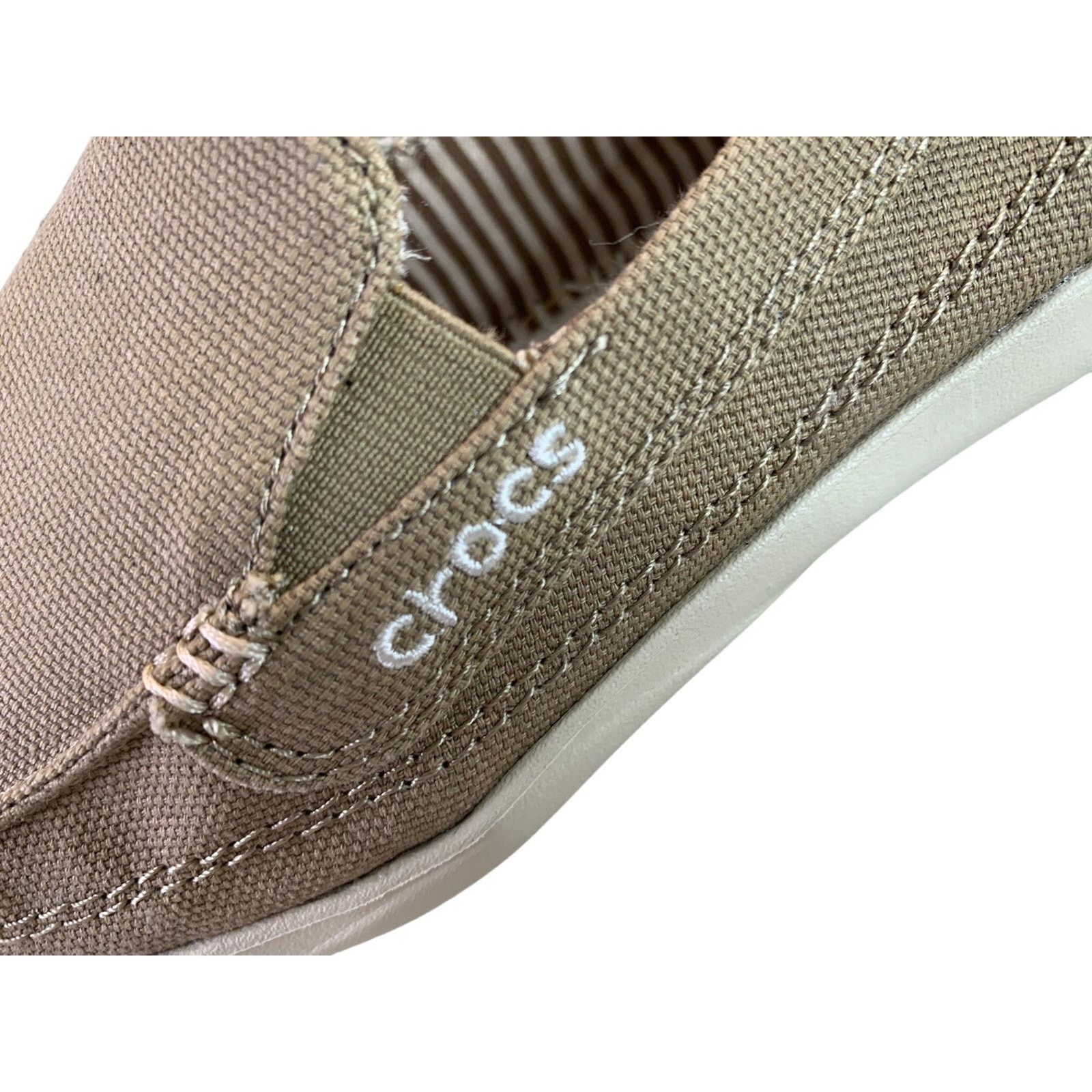 Crocs Crocs Canvas Slip on Boat Shoes Loafers Biege Women's Sze 6 Size US 6 / IT 36 - 8 Thumbnail