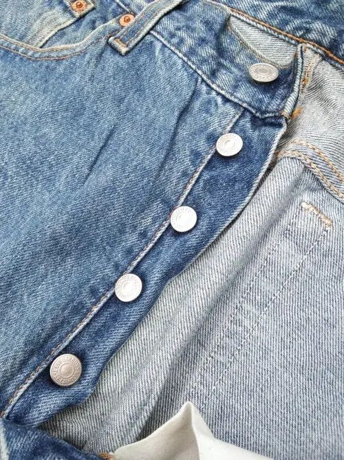 Levi's 90s Vintage Levis 501 Made In USA Distressed Jeans 34x30 Size US 34 / EU 50 - 9 Thumbnail