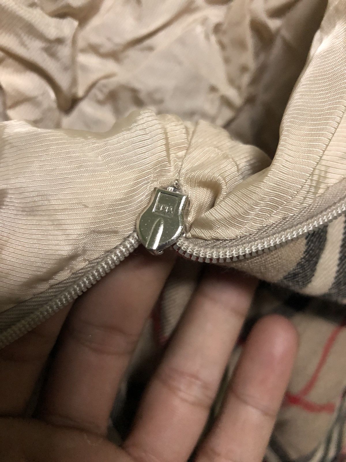 Burberry × Vintage Burberrys Nova Check Skirt Size 24" / US 00 / IT 34 - 10 Thumbnail