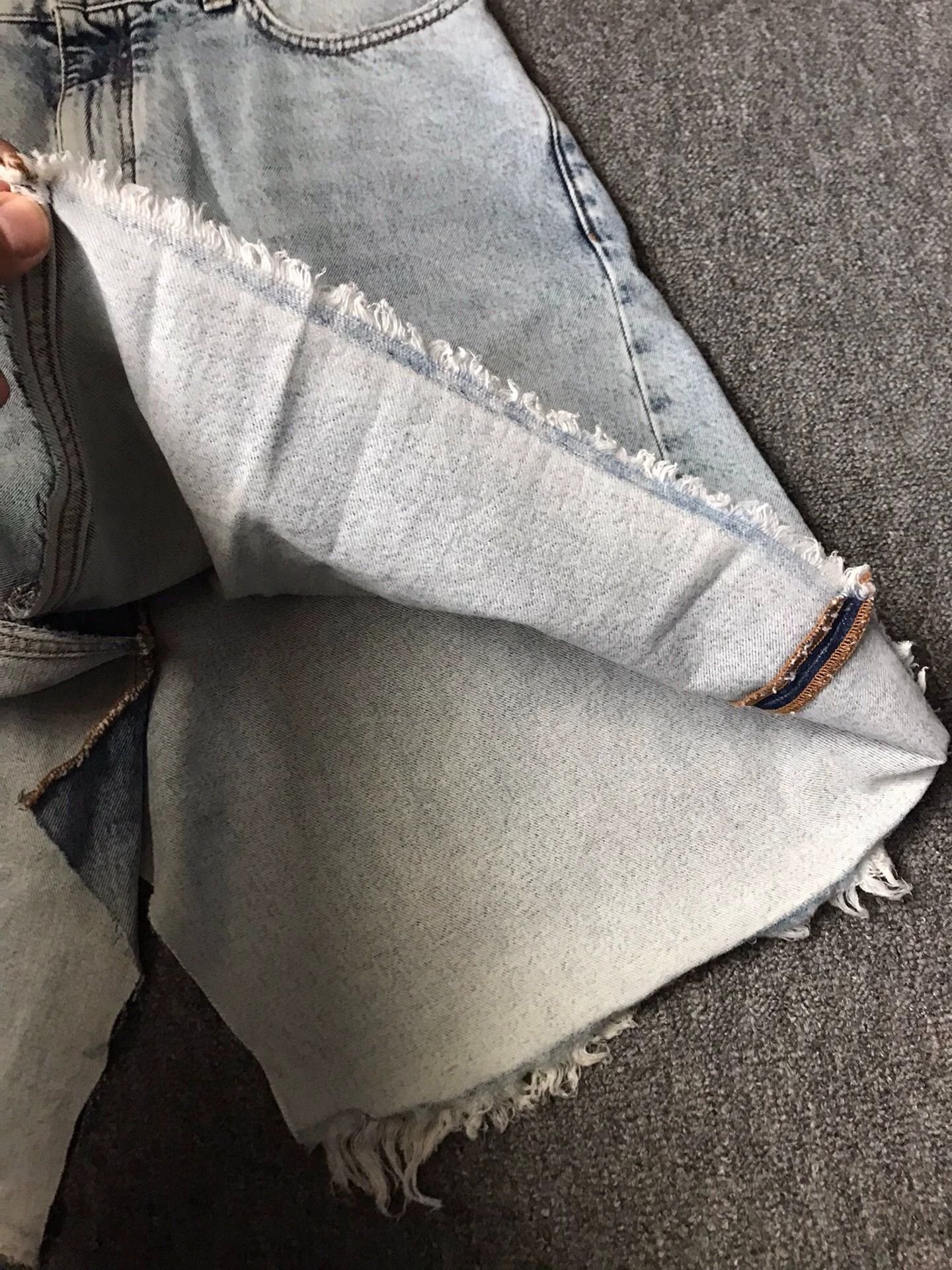 Balenciaga Balenciaga Denim Skirt Short-Style Distressed 36 Size US 36 / EU 52 - 3 Thumbnail