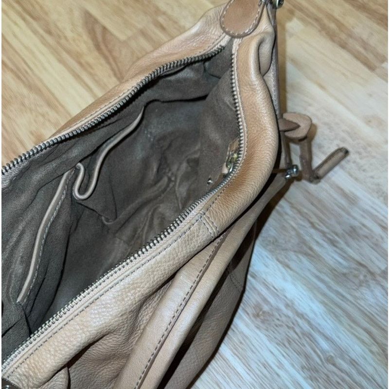 Bcbgmaxazria Liz Claiborne Leather Vintage tan Shoulder Bag Size ONE SIZE - 5 Thumbnail
