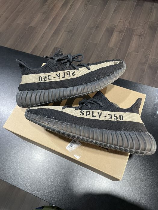 yeezy 350 v2 core black green