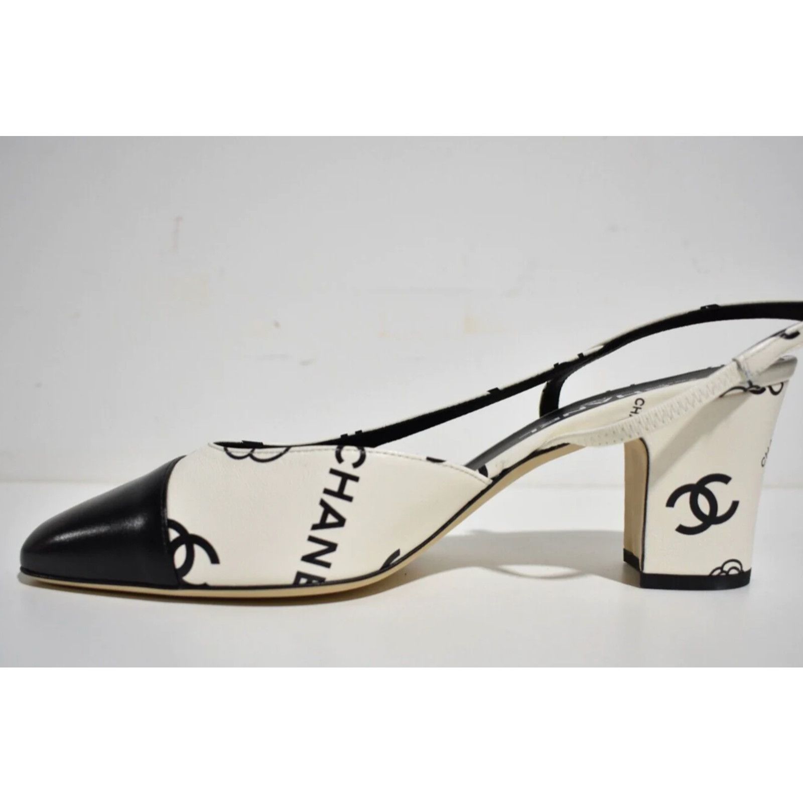 Chanel 23P Mademoisele Coco Sling CC Slingback Sandal Heel 38.5 Size US 8.5 / IT 38.5 - 9 Thumbnail